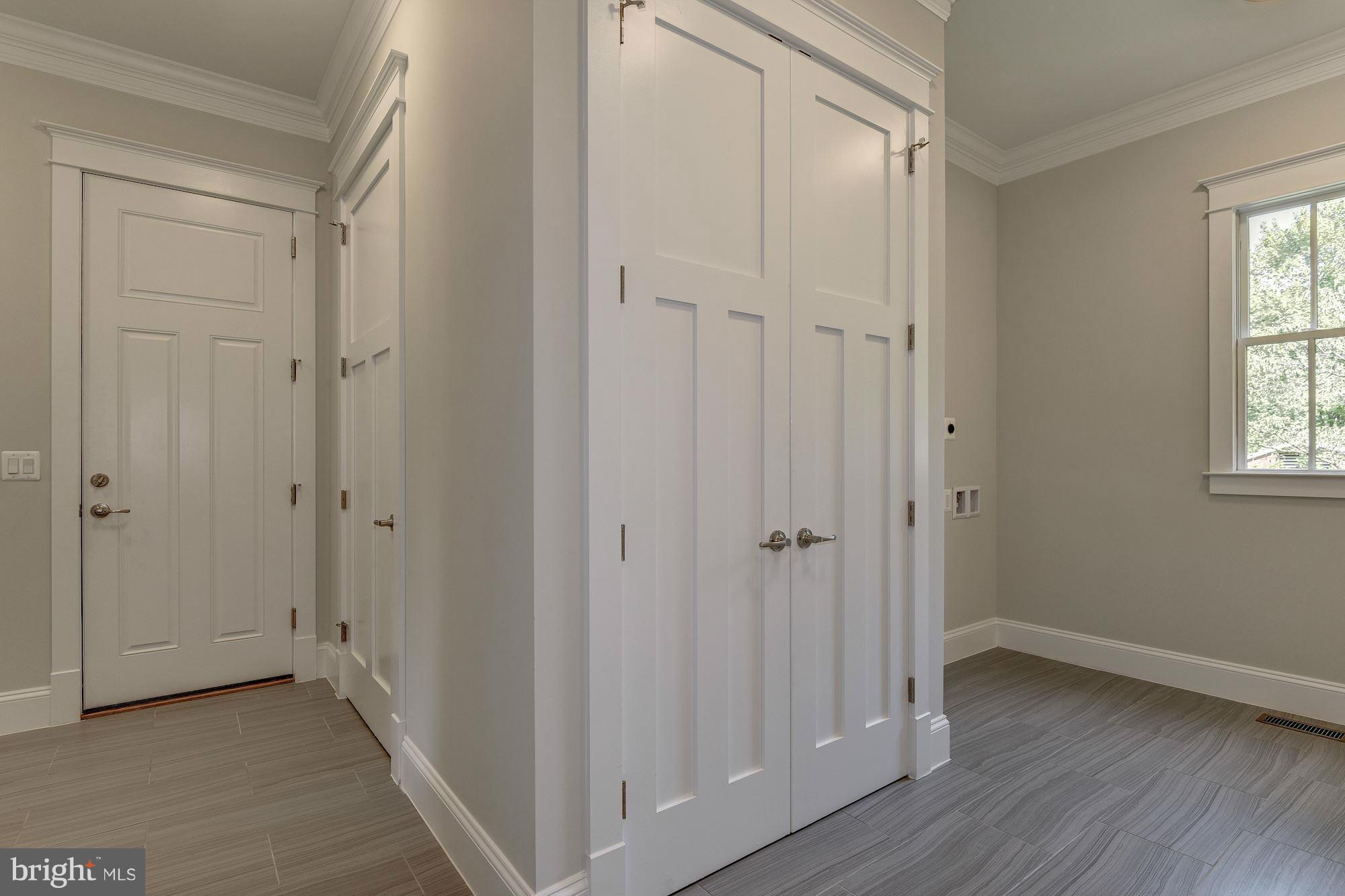 CHESTERBROOK WOODS - Residential