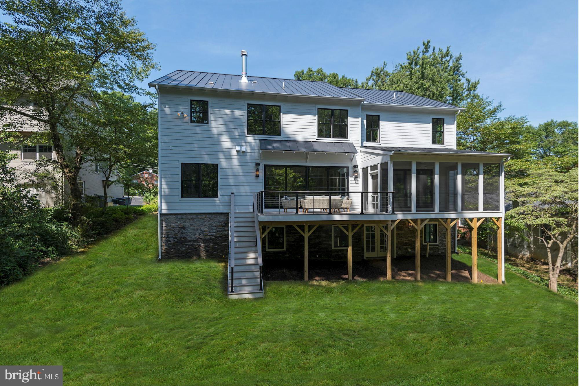 CHESTERBROOK WOODS - Residential