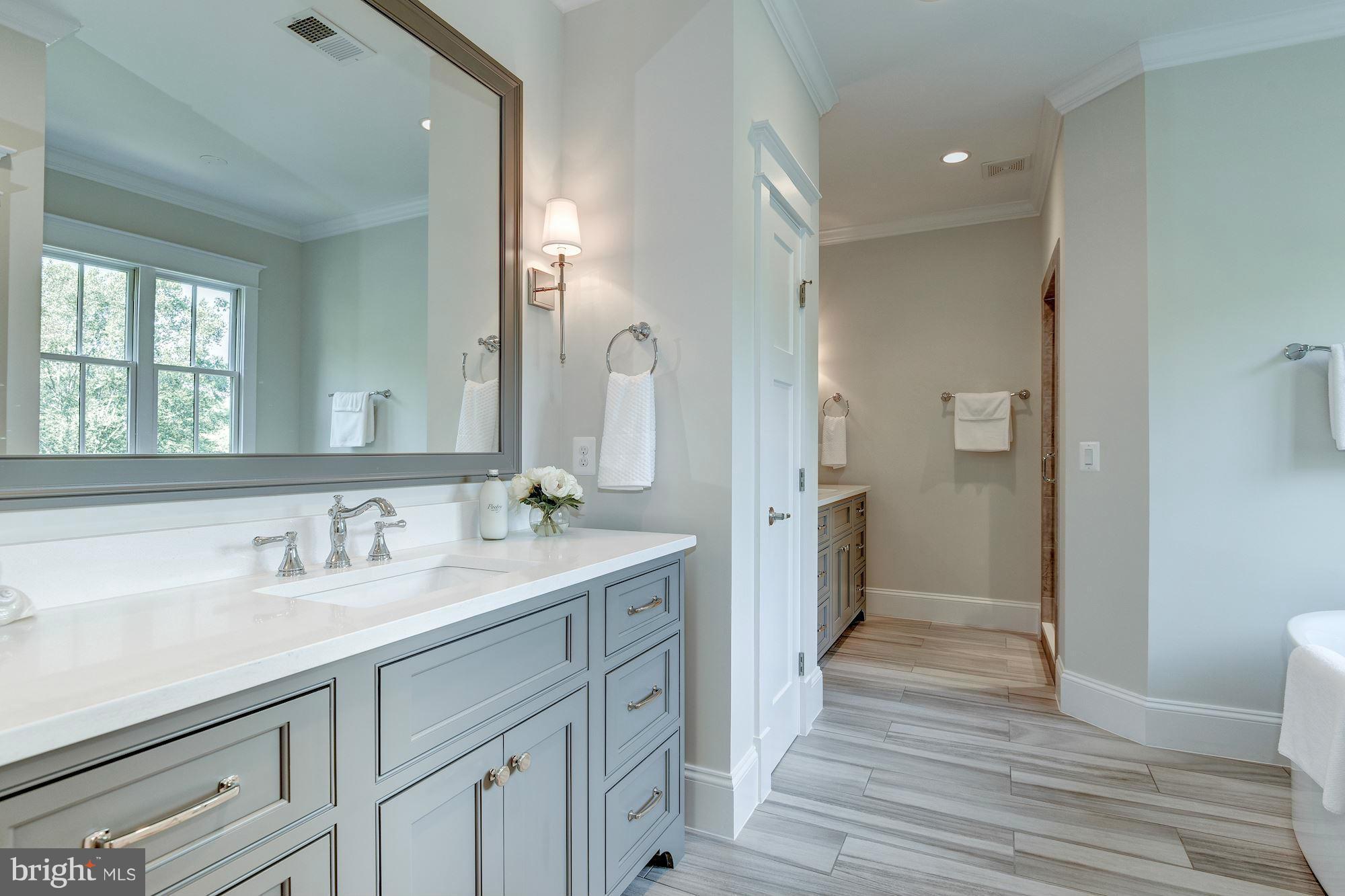 CHESTERBROOK WOODS - Residential