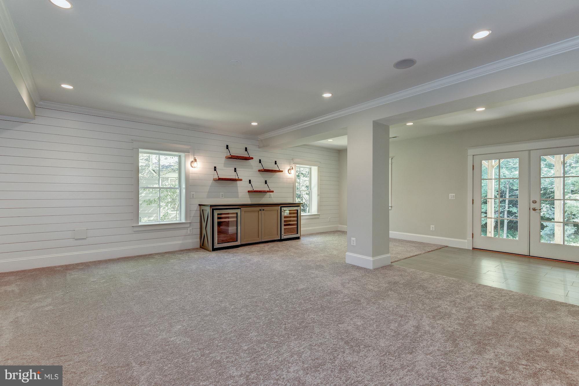 CHESTERBROOK WOODS - Residential