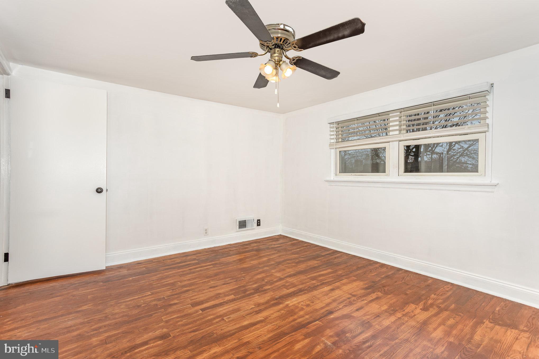 LENKER MANOR - Residential