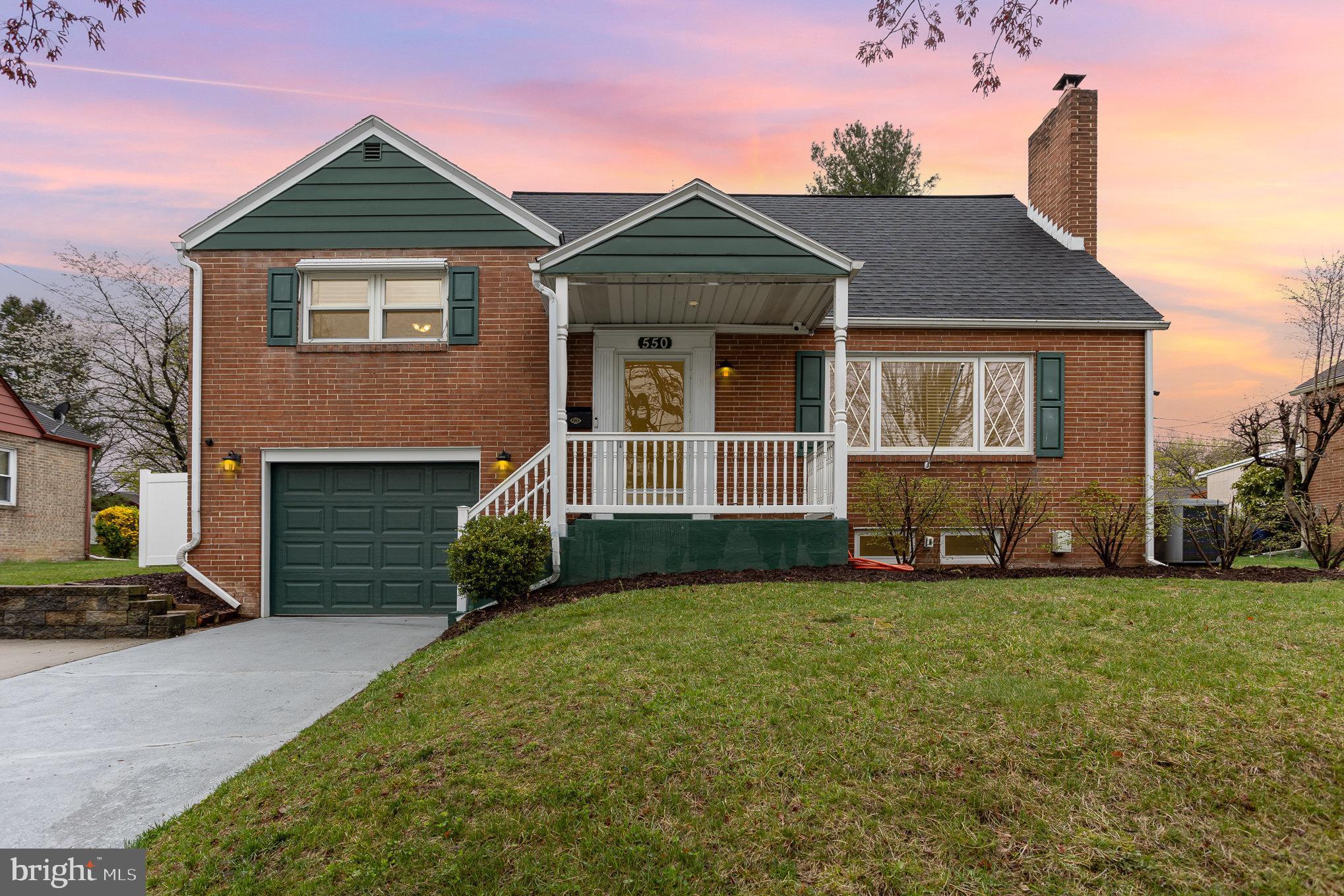 LENKER MANOR - Residential