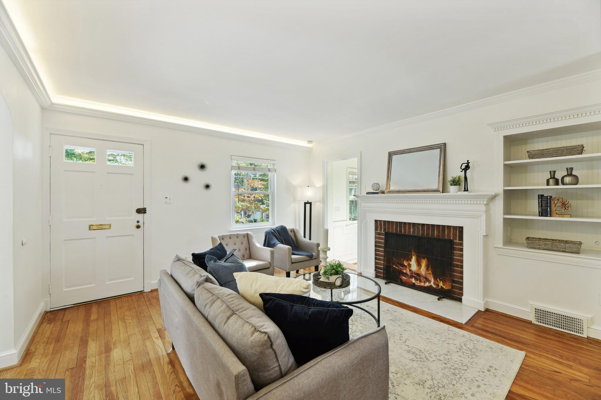 WAVERLY HILLS - Residential