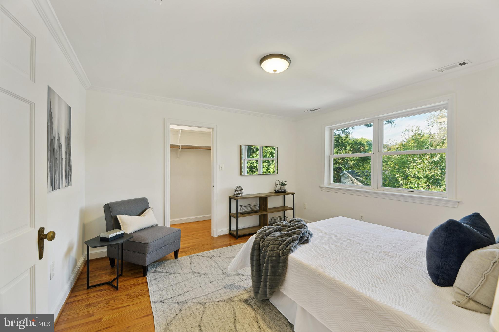 WAVERLY HILLS - Residential