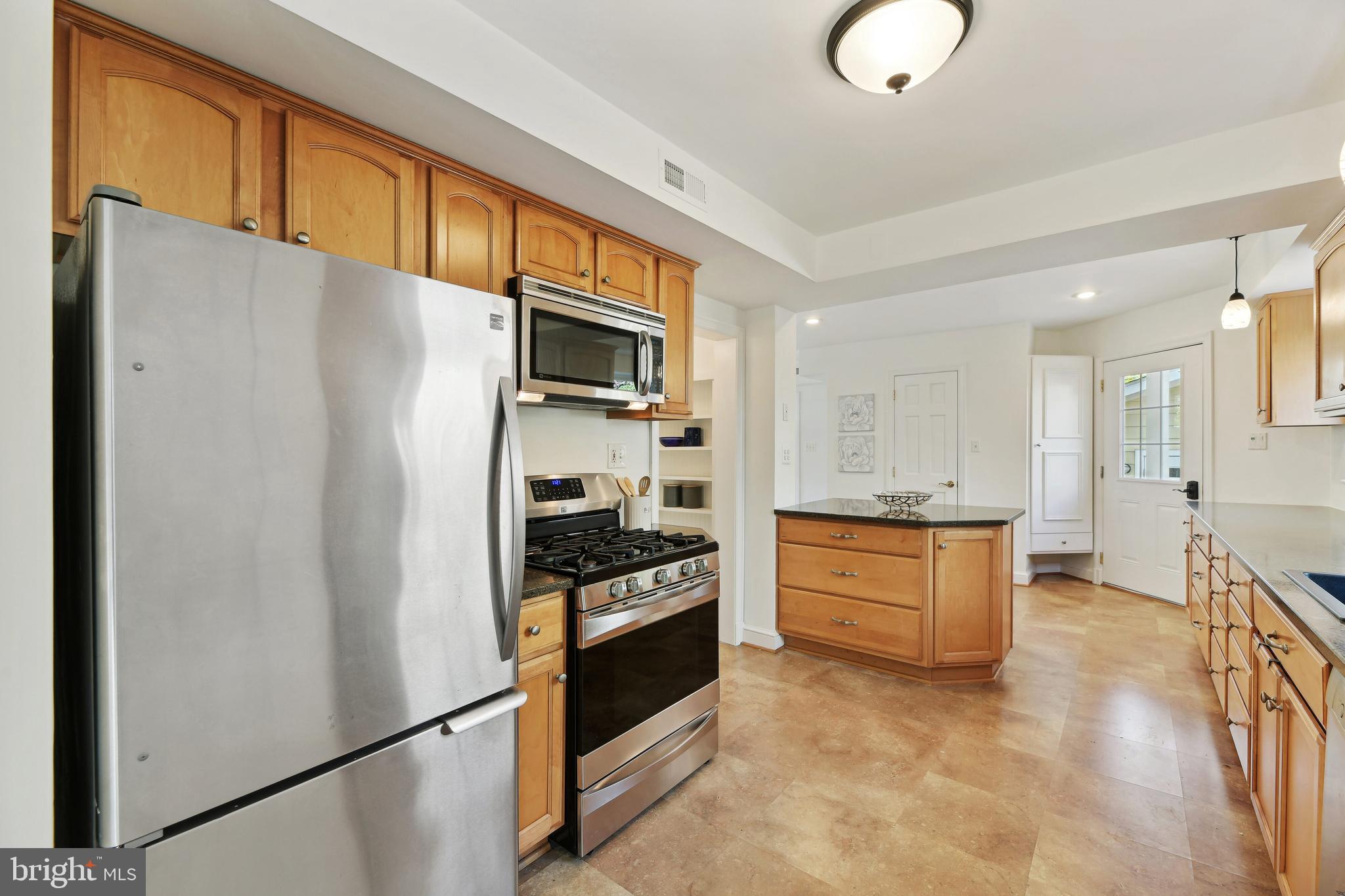 WAVERLY HILLS - Residential