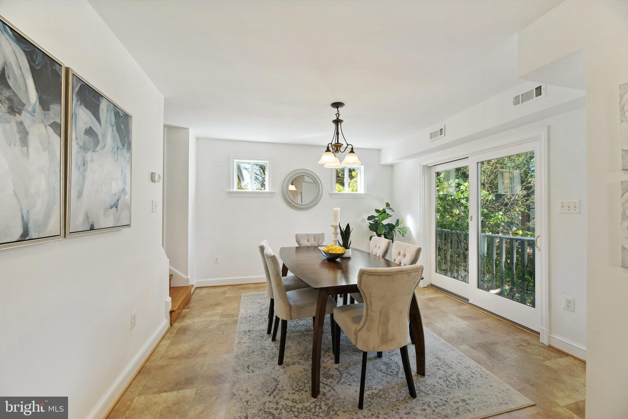 WAVERLY HILLS - Residential