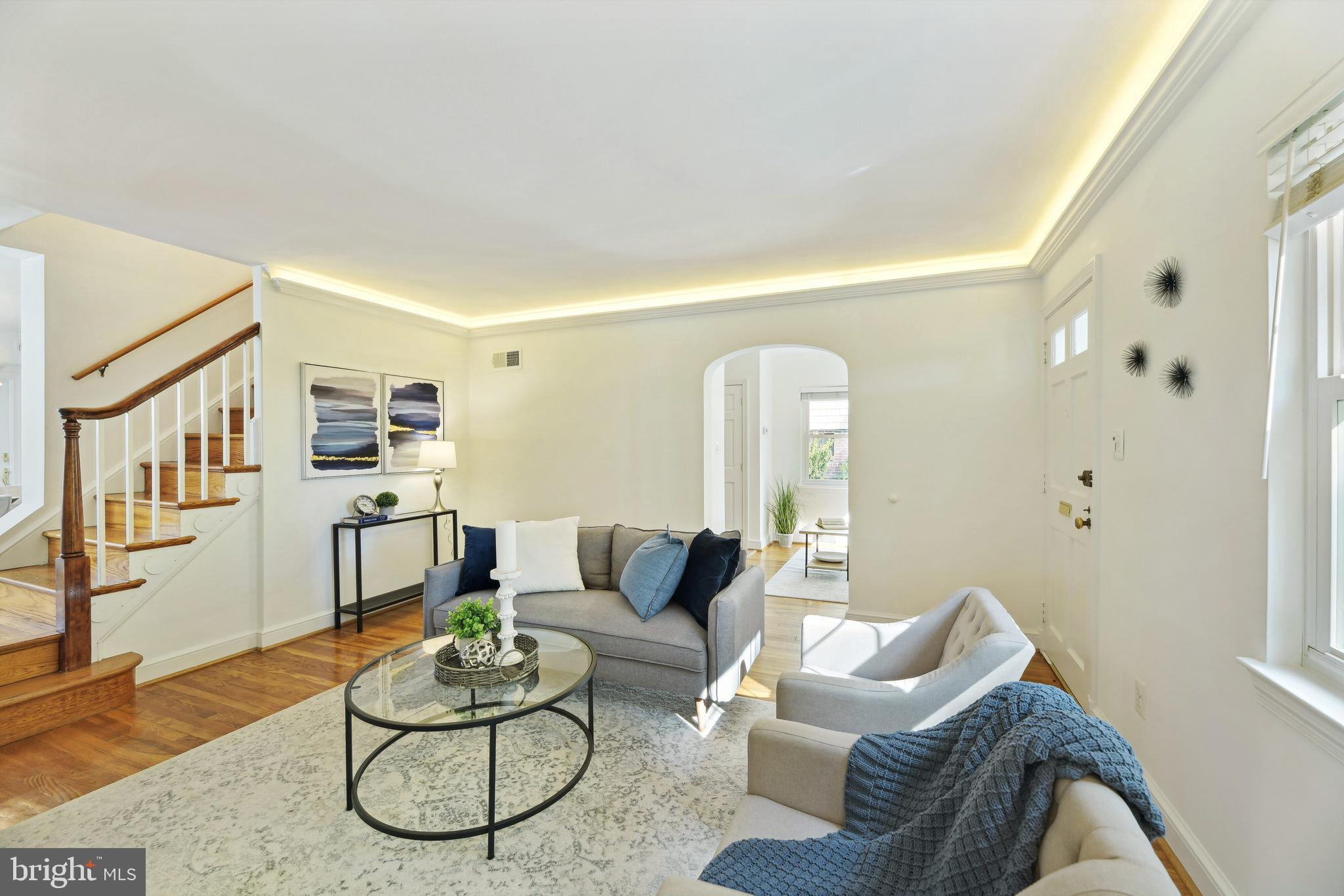 WAVERLY HILLS - Residential