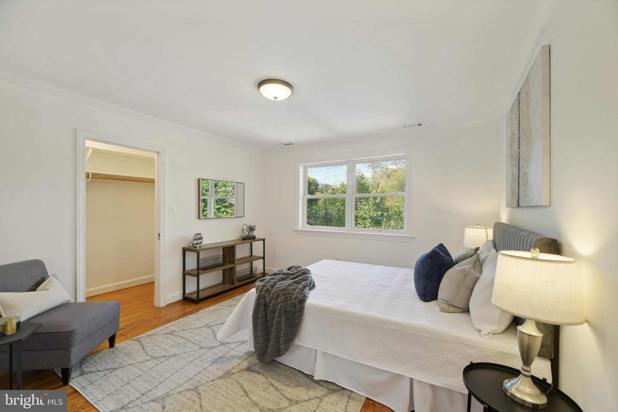 WAVERLY HILLS - Residential