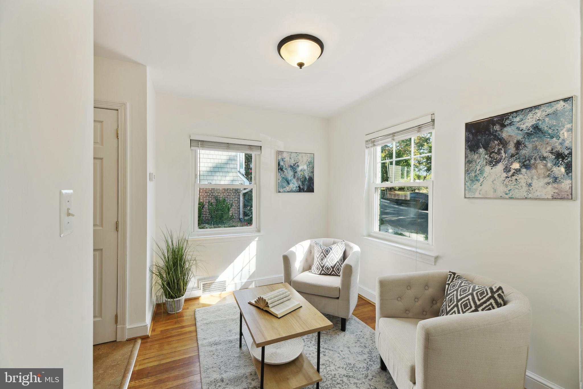 WAVERLY HILLS - Residential