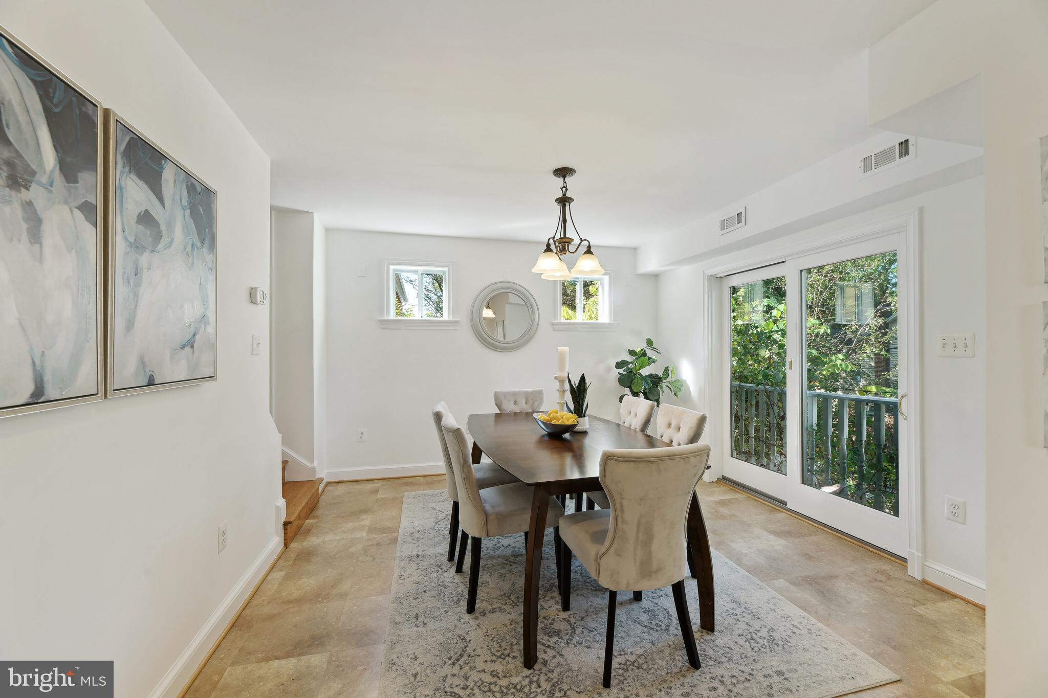 WAVERLY HILLS - Residential