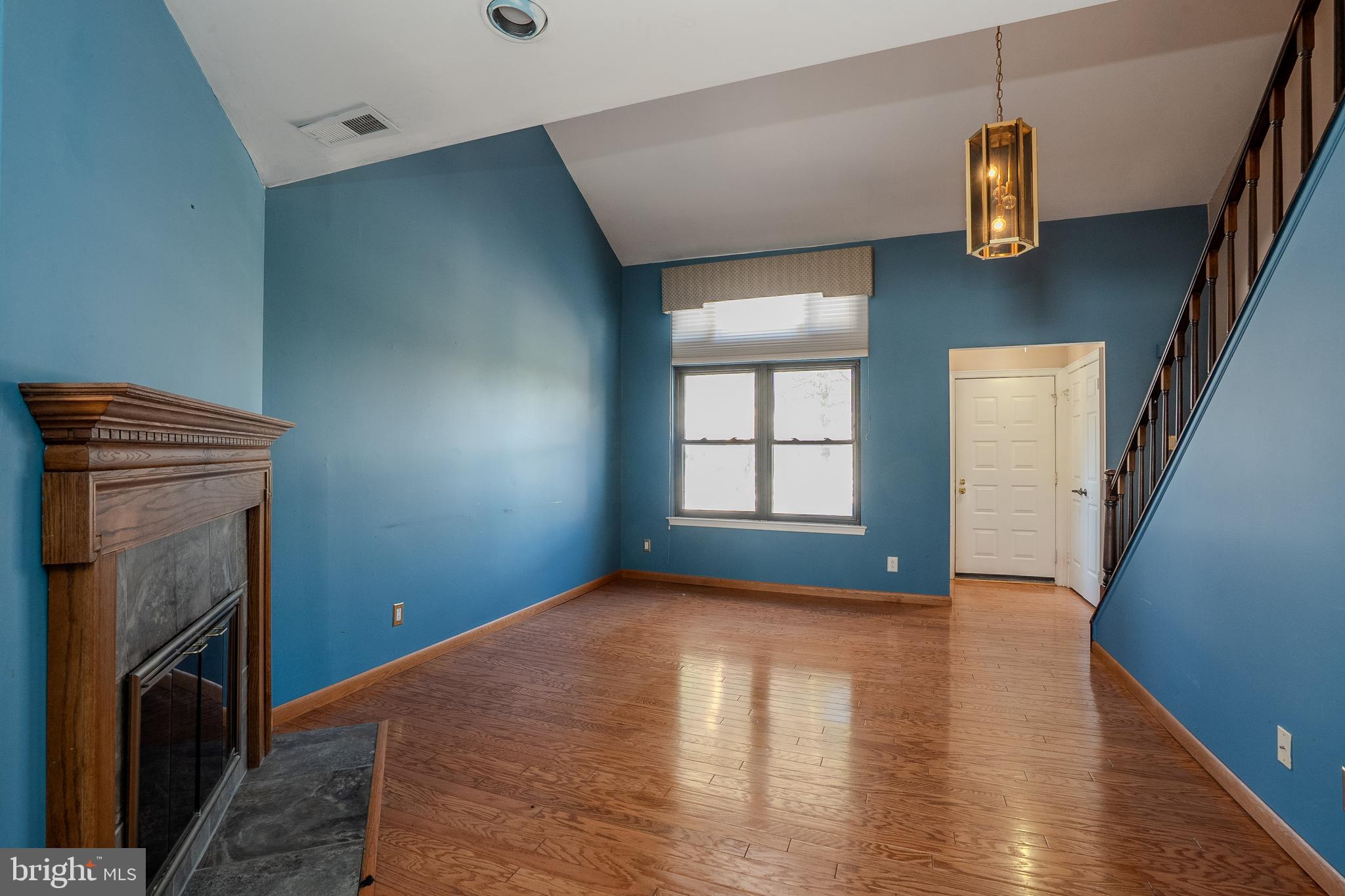 SUMMIT TRACE - Residential