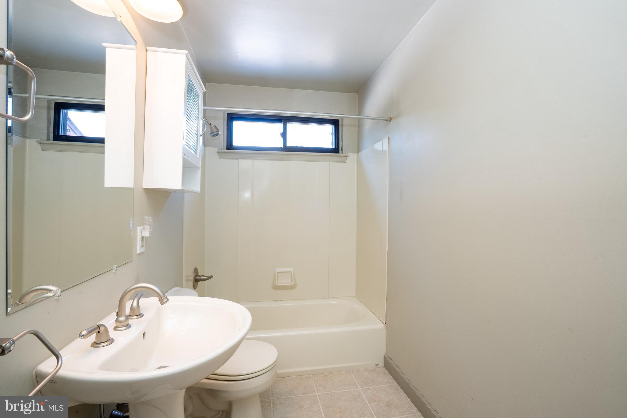 SUMMIT TRACE - Residential