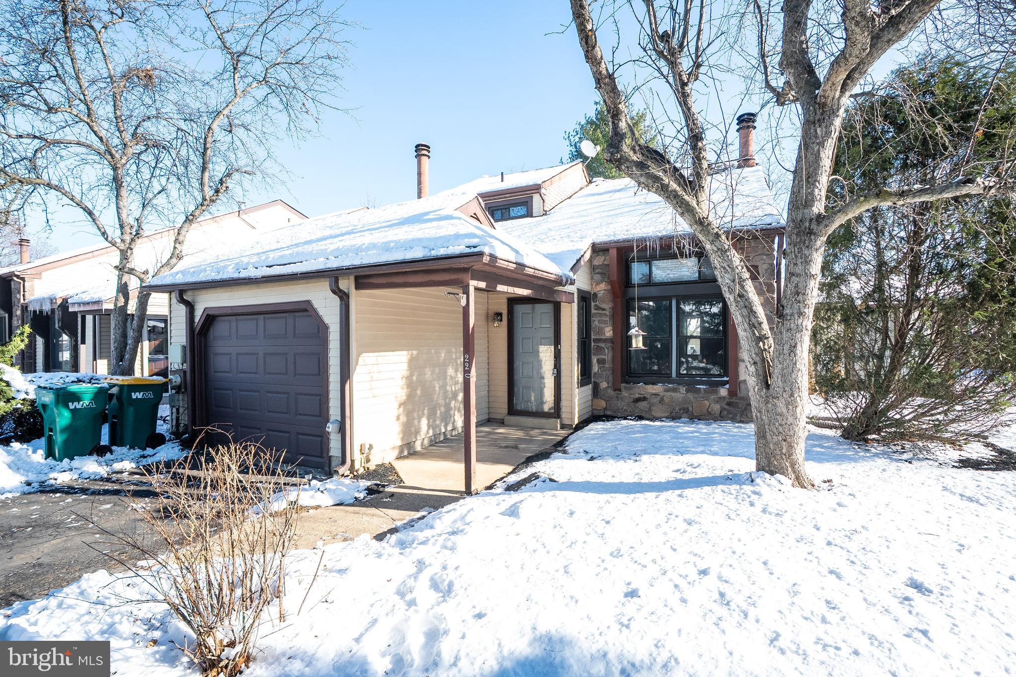 SUMMIT TRACE - Residential