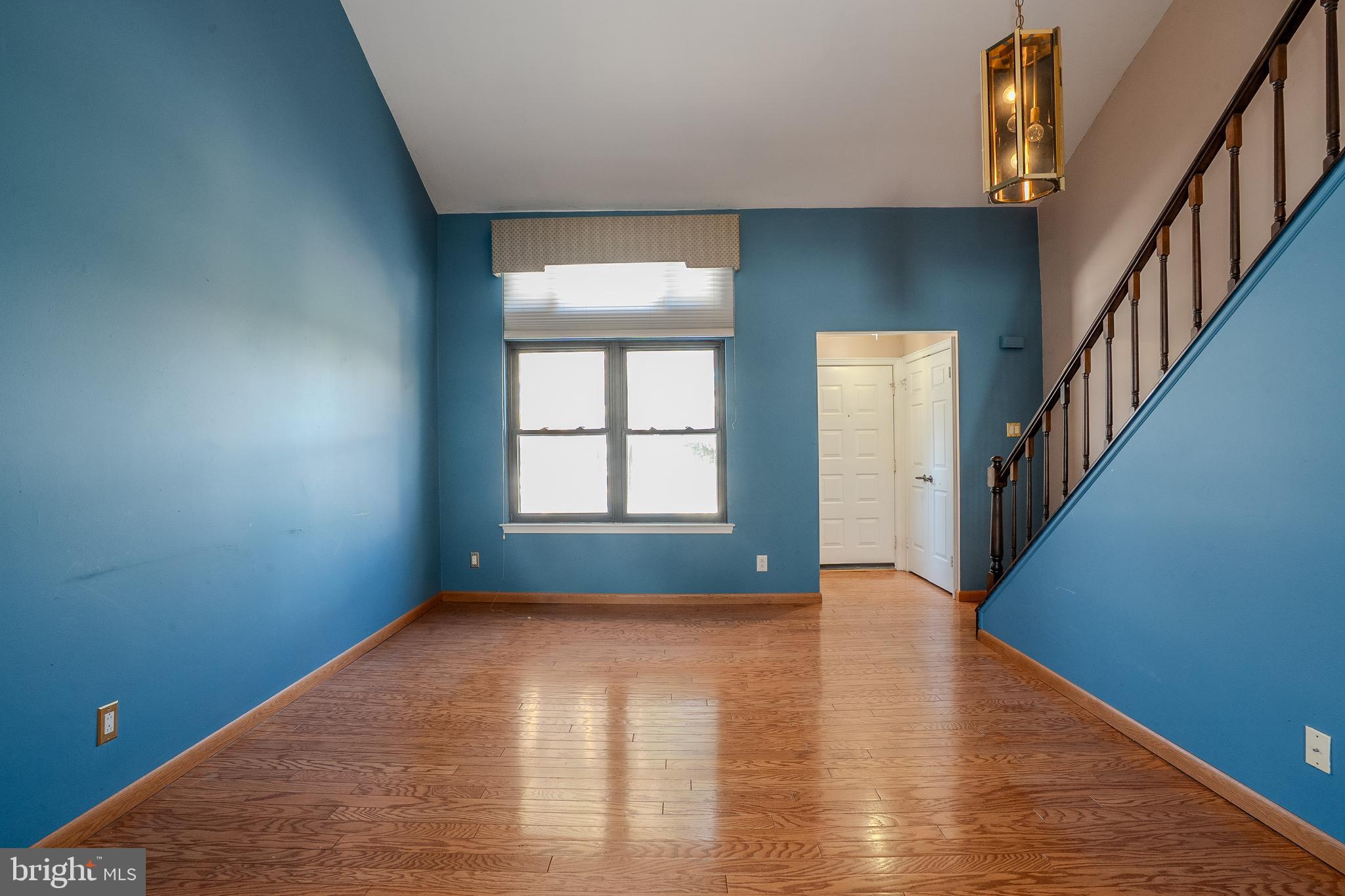 SUMMIT TRACE - Residential