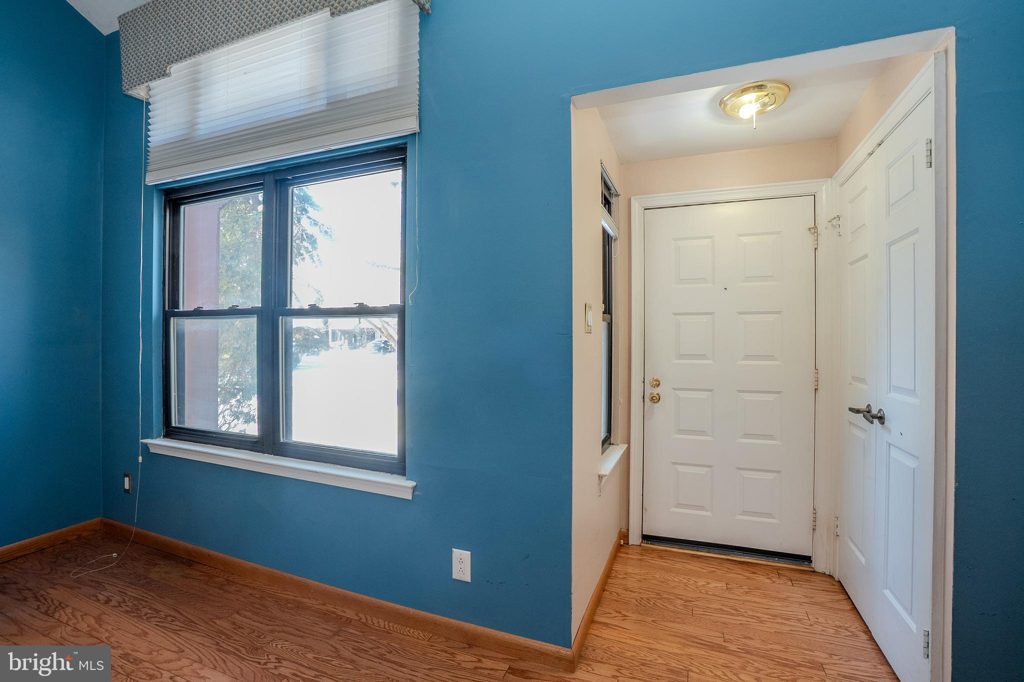 SUMMIT TRACE - Residential