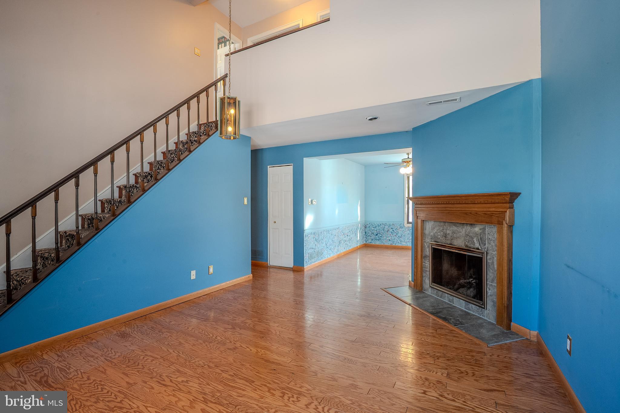 SUMMIT TRACE - Residential