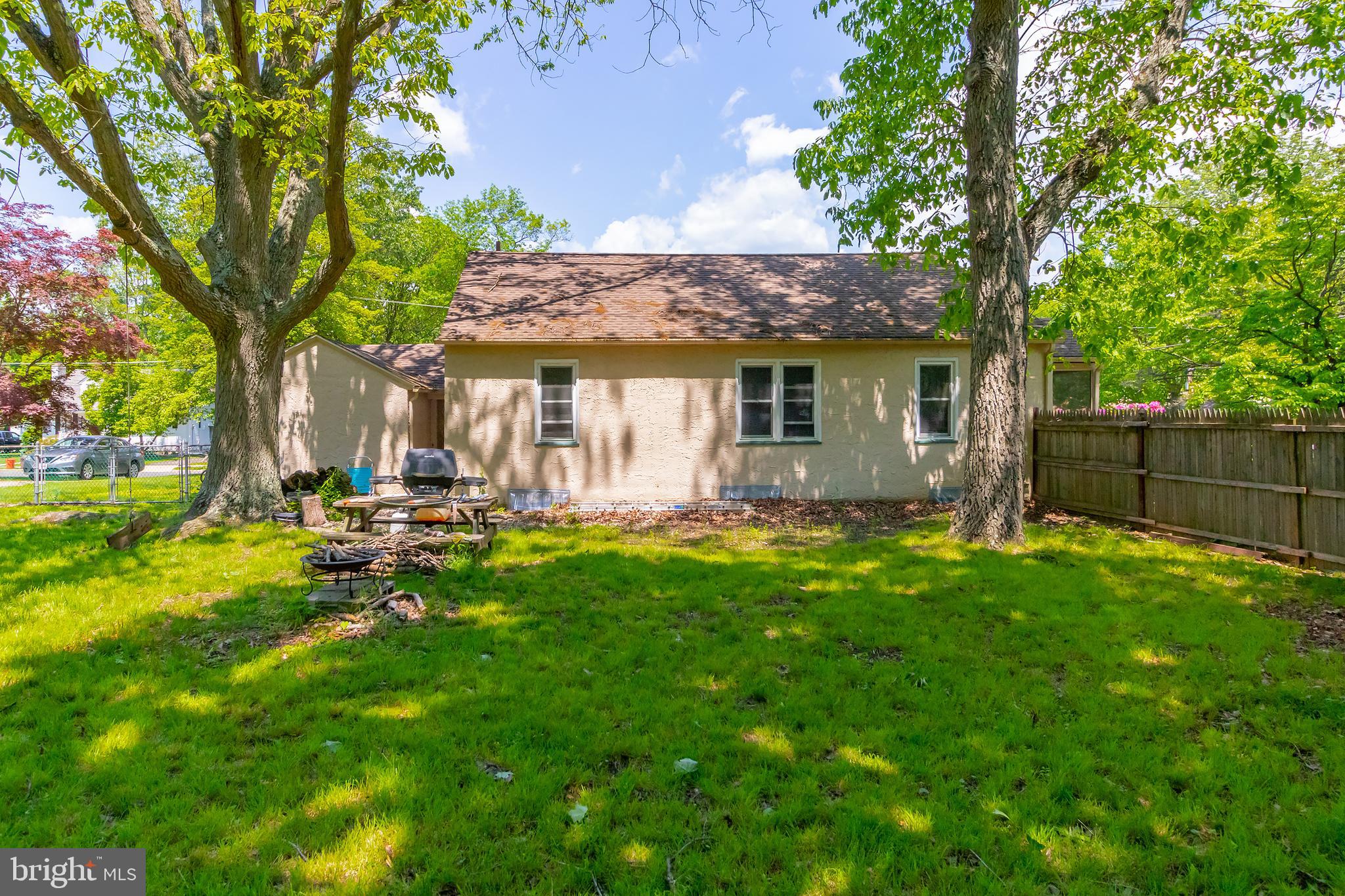 PITMAN HILLS - Residential Lease