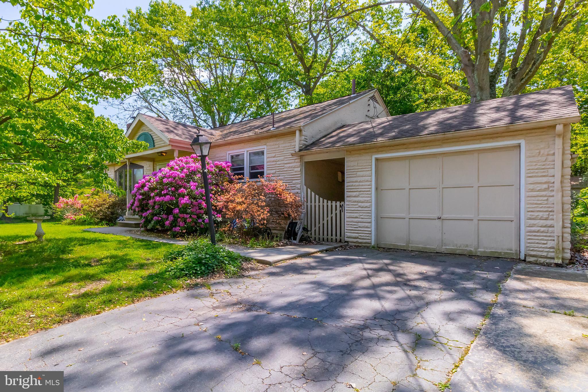 PITMAN HILLS - Residential Lease