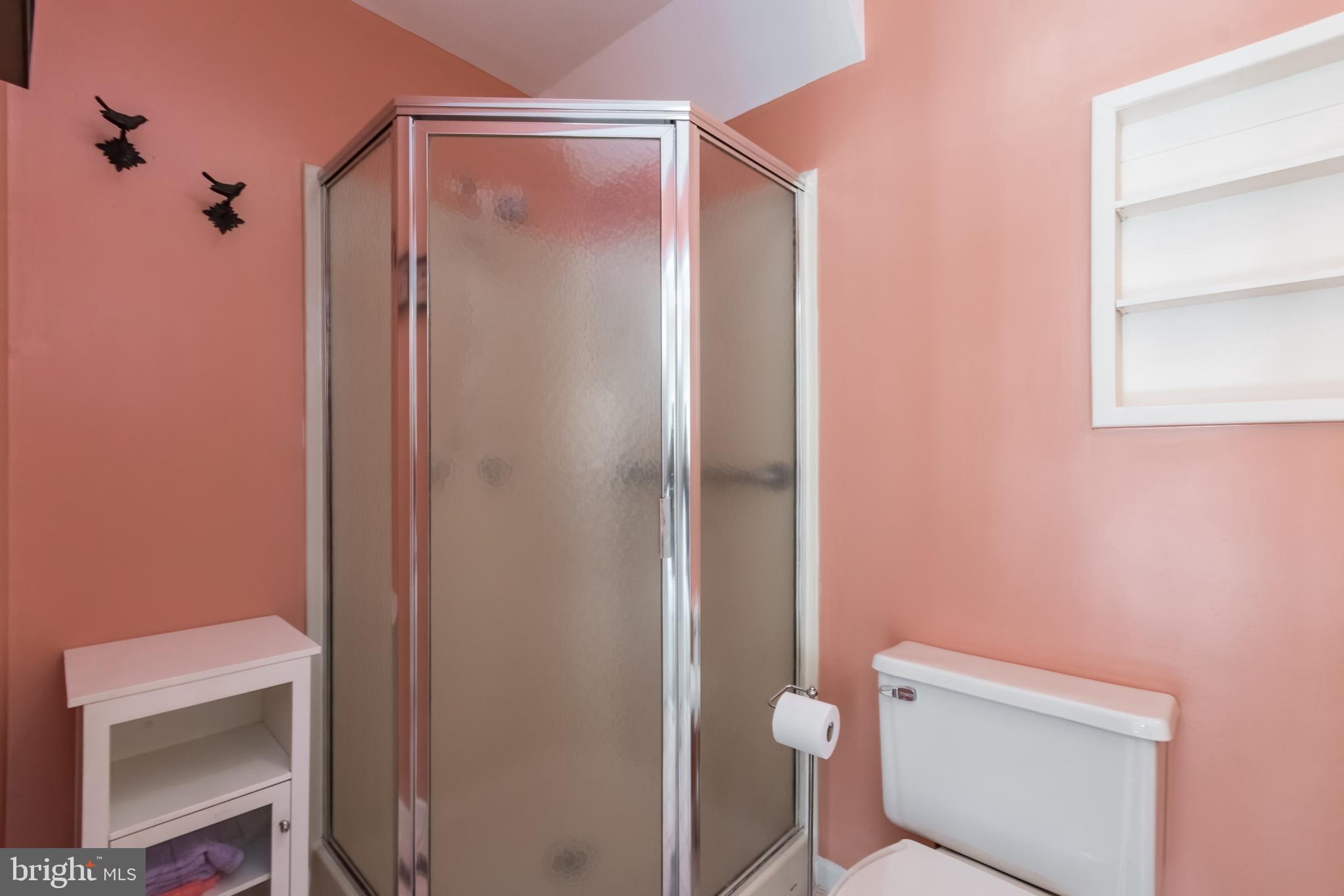 VILLAGE SQUARE - Residential