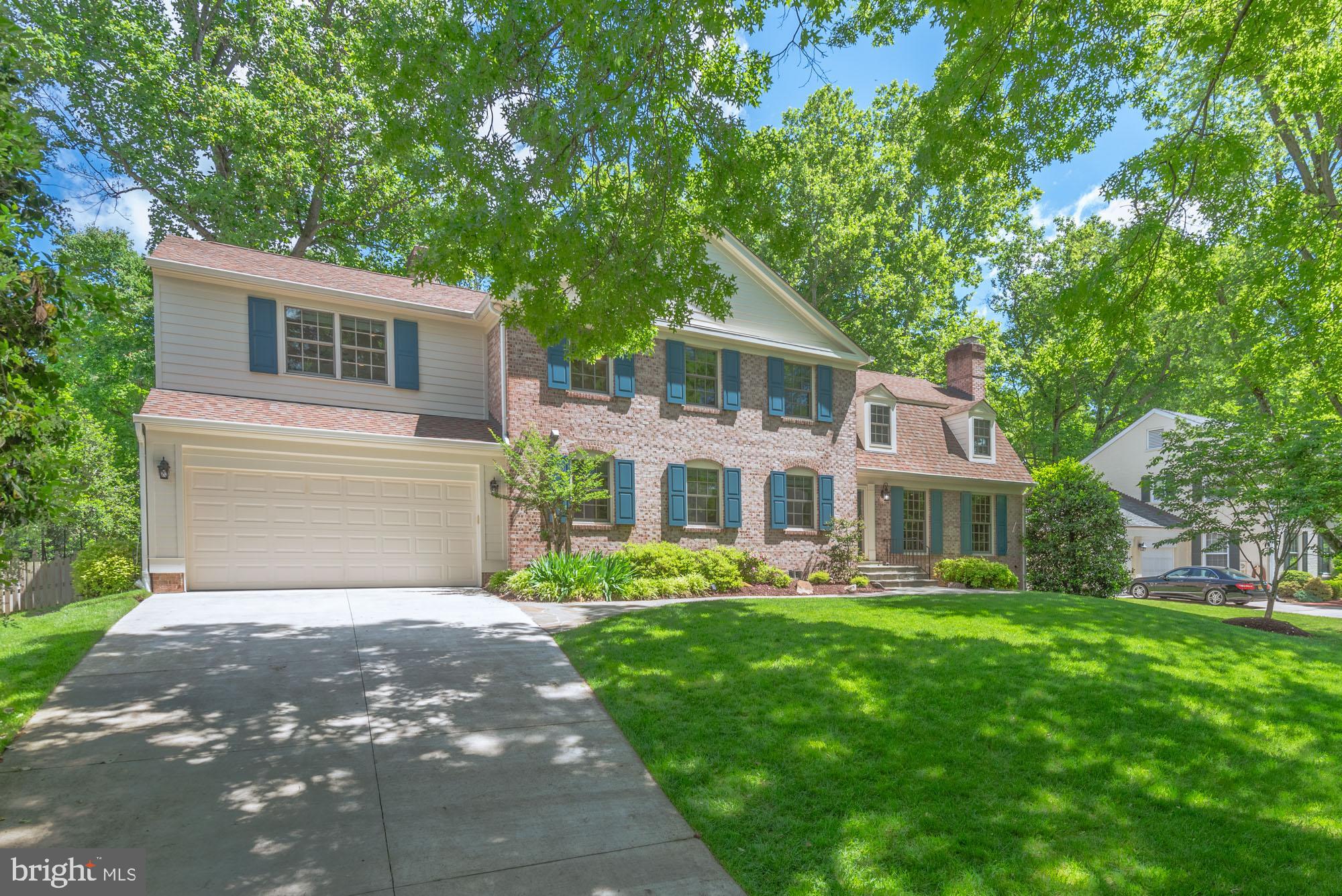 RIVER FALLS - Residential