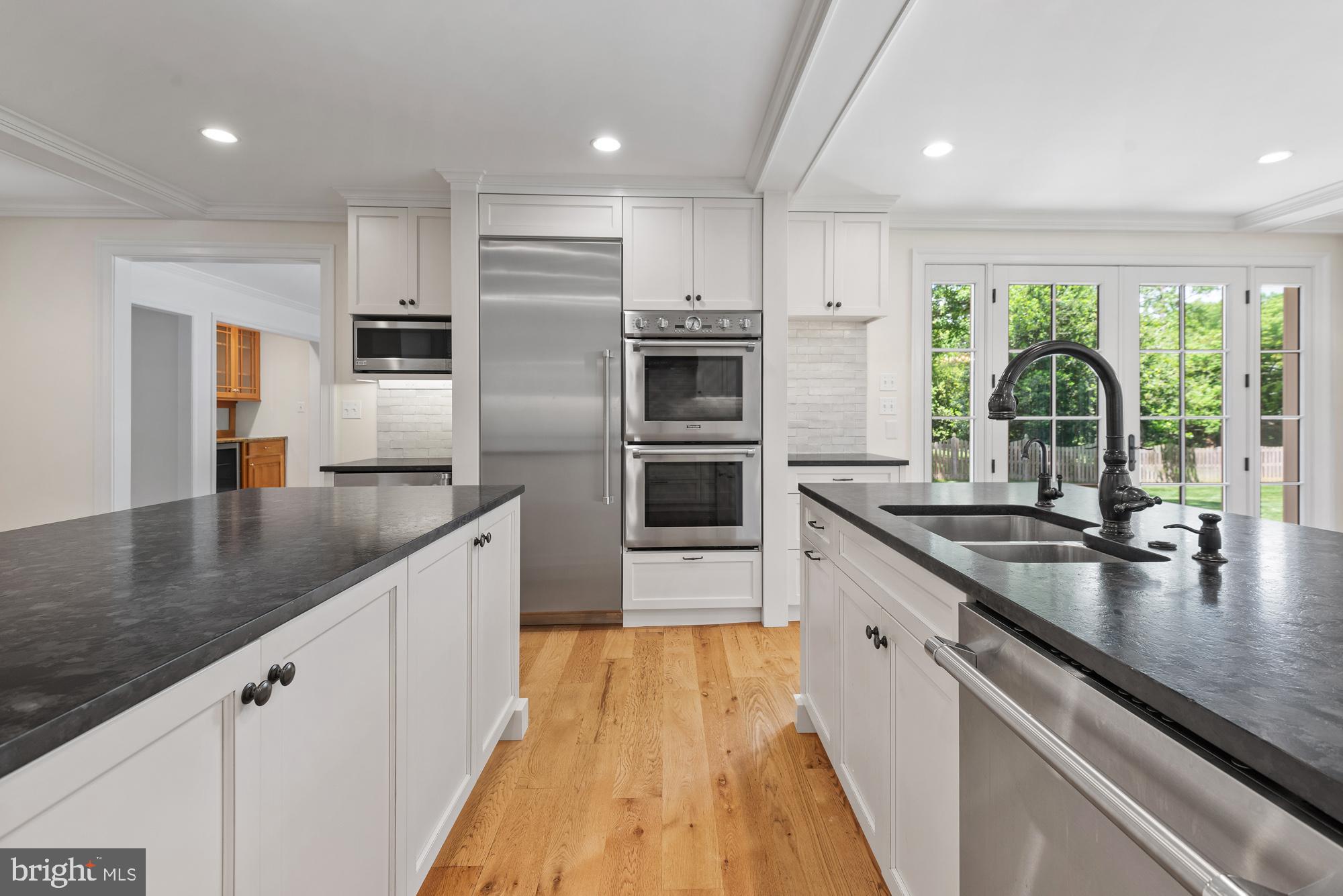 RIVER FALLS - Residential