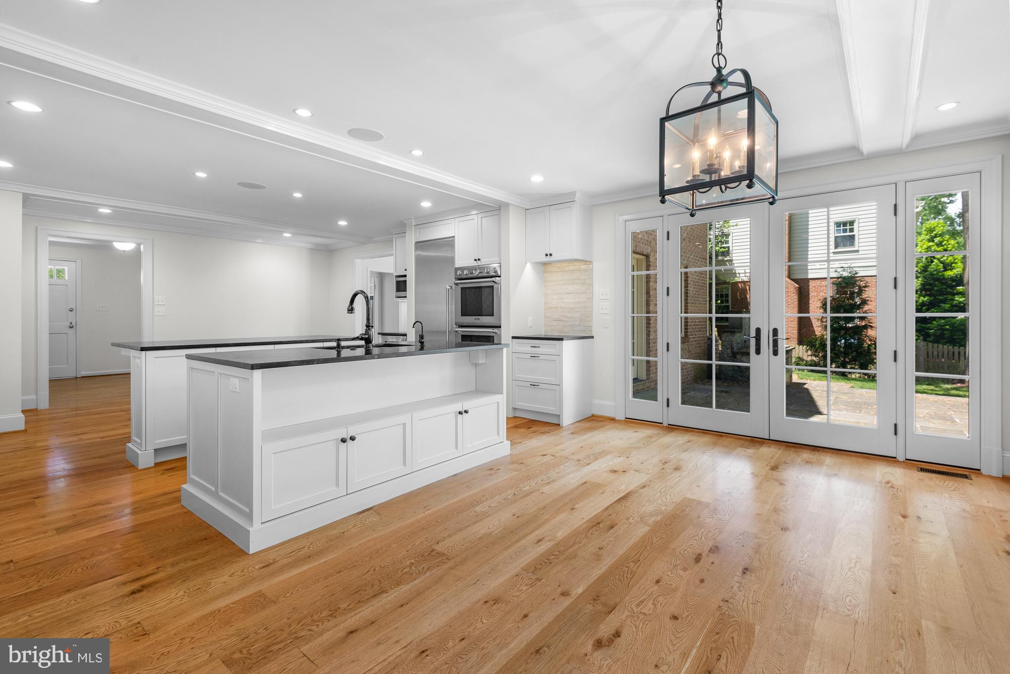 RIVER FALLS - Residential