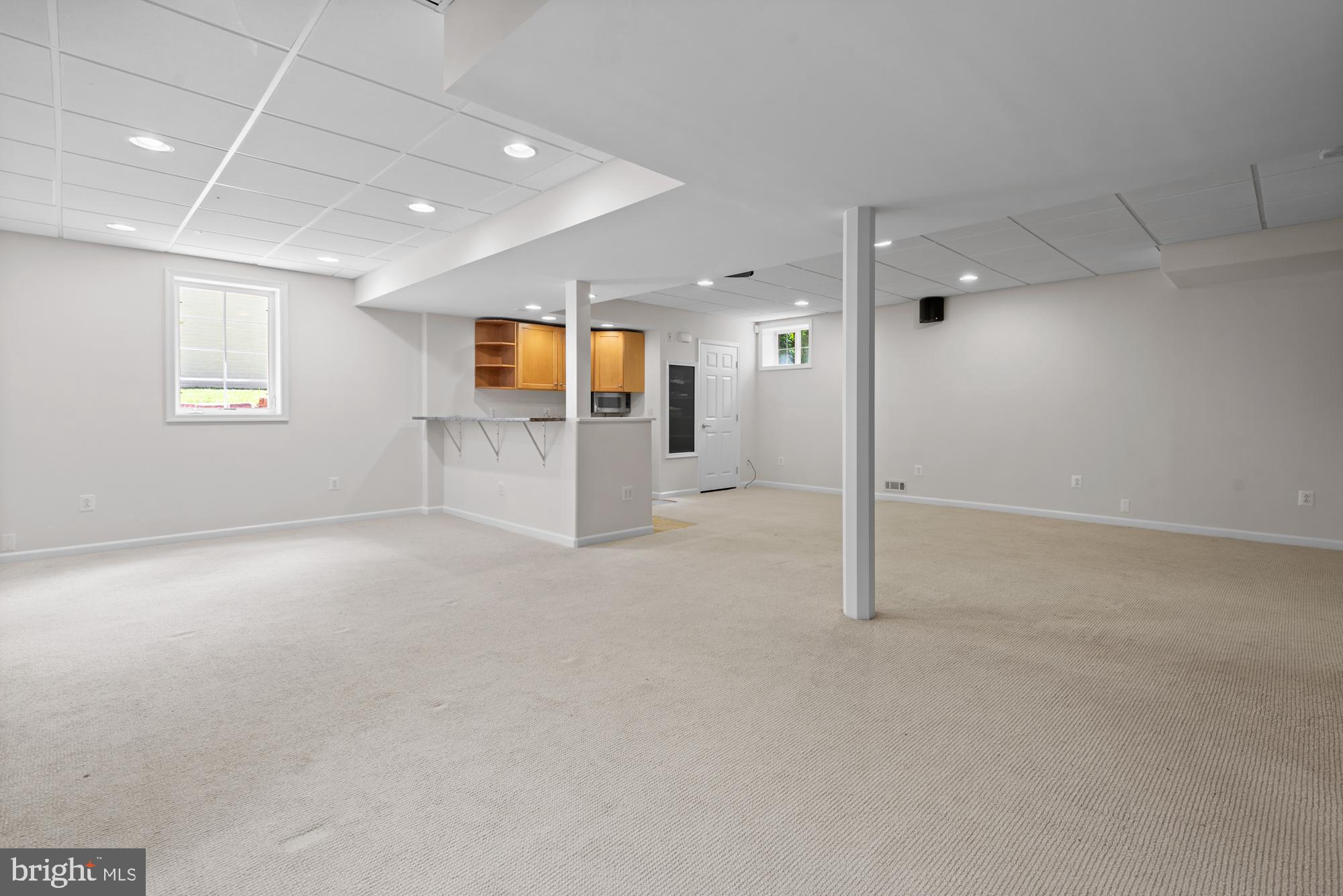 RIVER FALLS - Residential