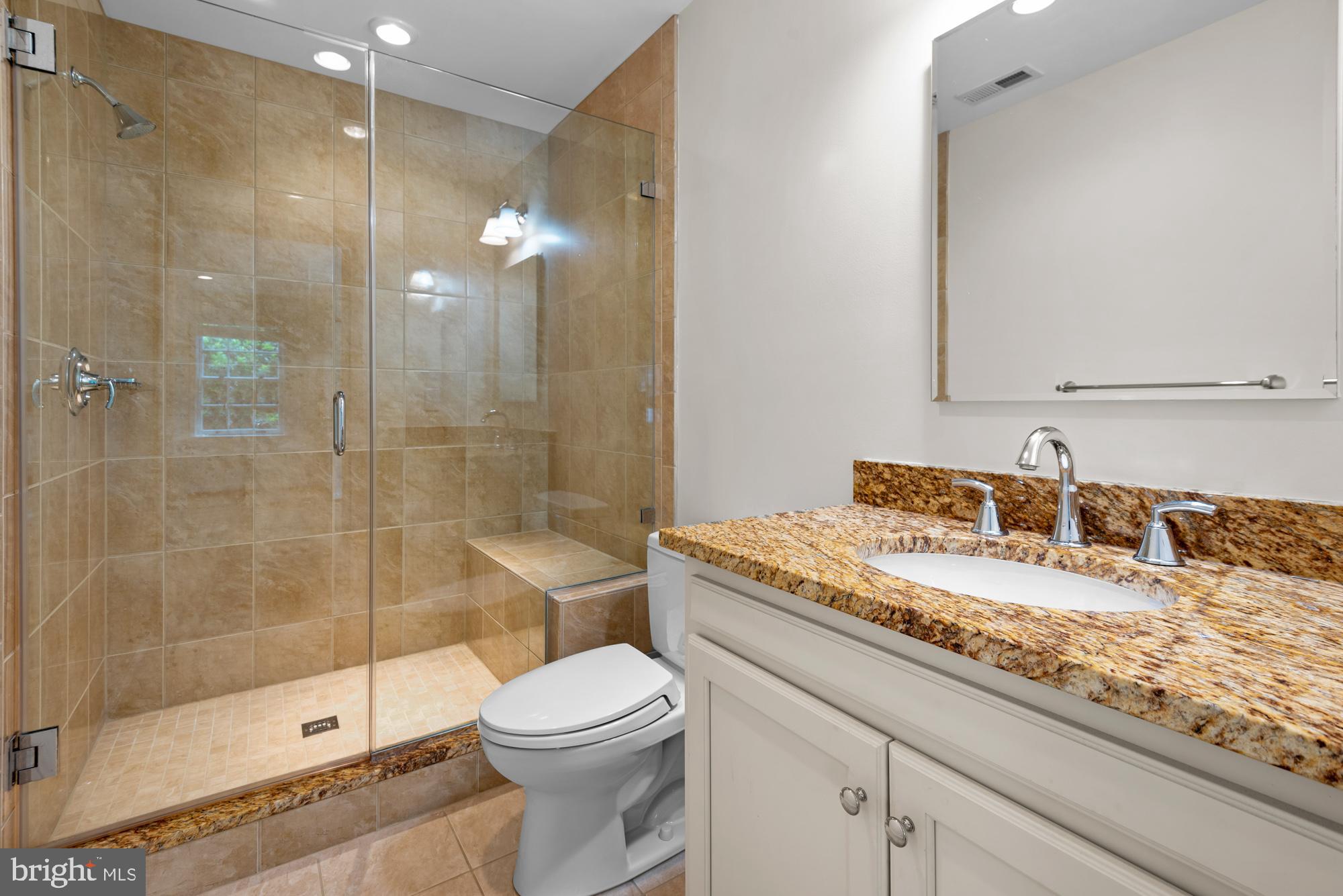 RIVER FALLS - Residential