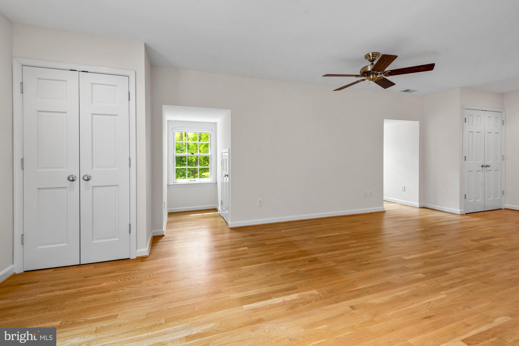 RIVER FALLS - Residential