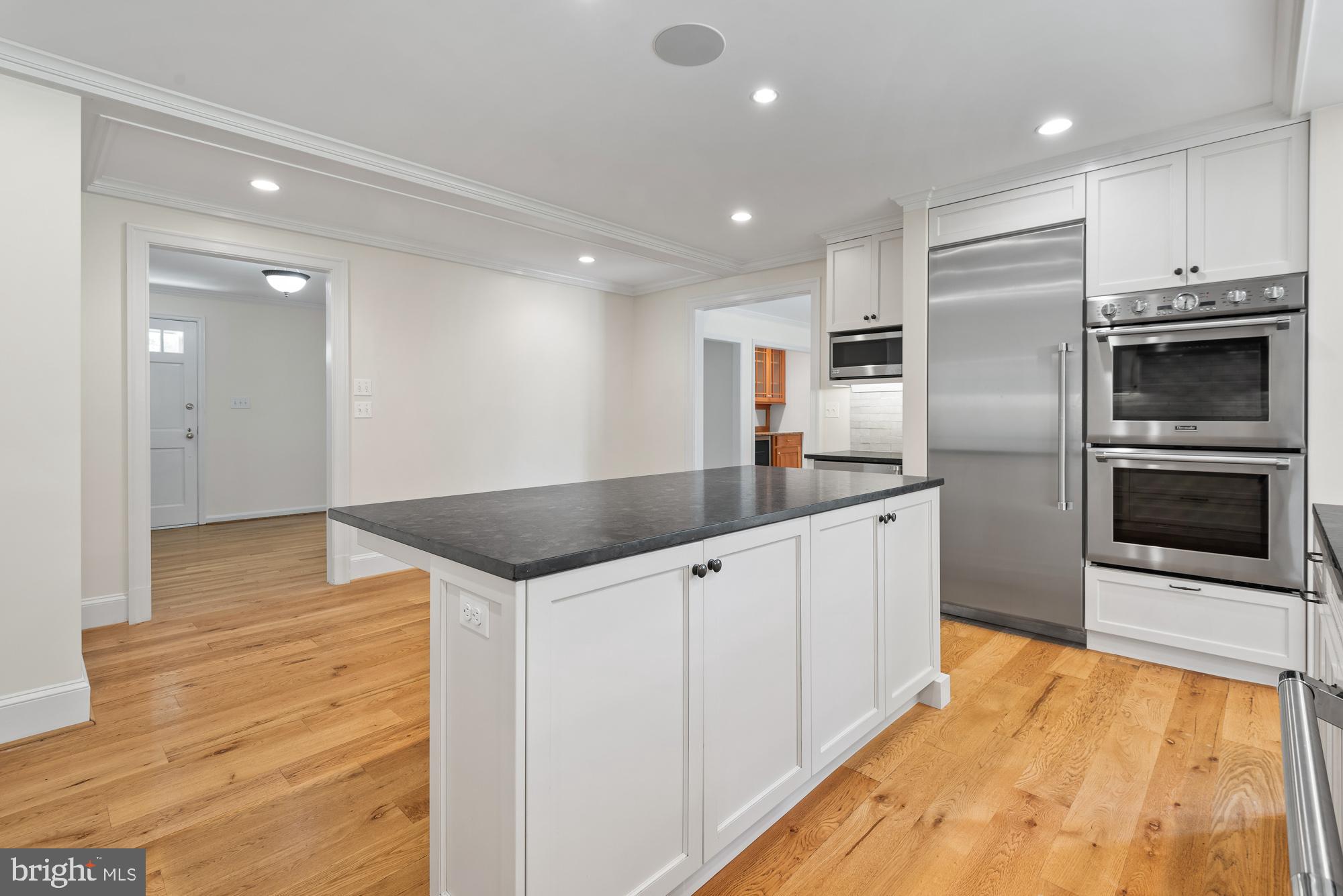 RIVER FALLS - Residential