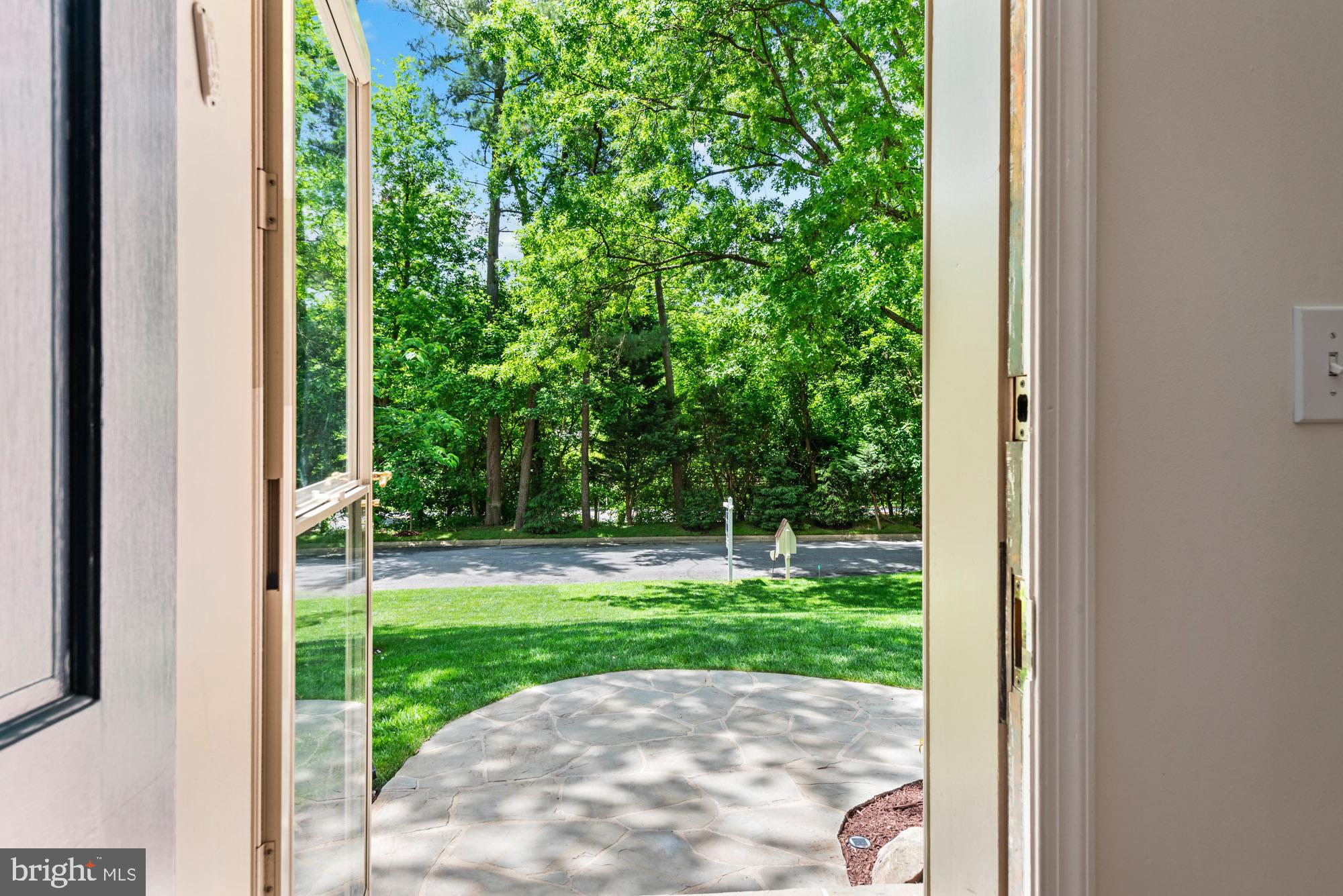 RIVER FALLS - Residential