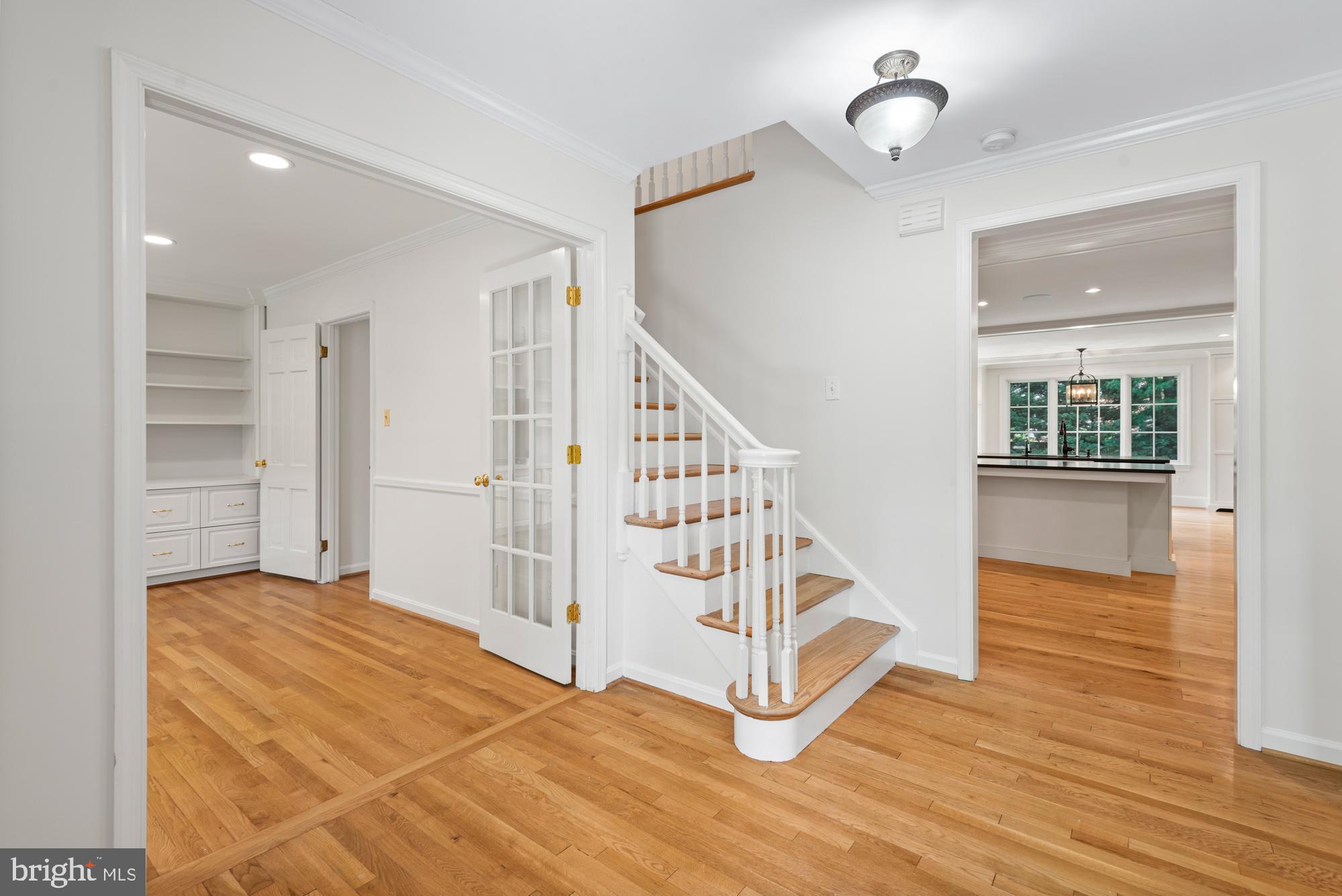 RIVER FALLS - Residential