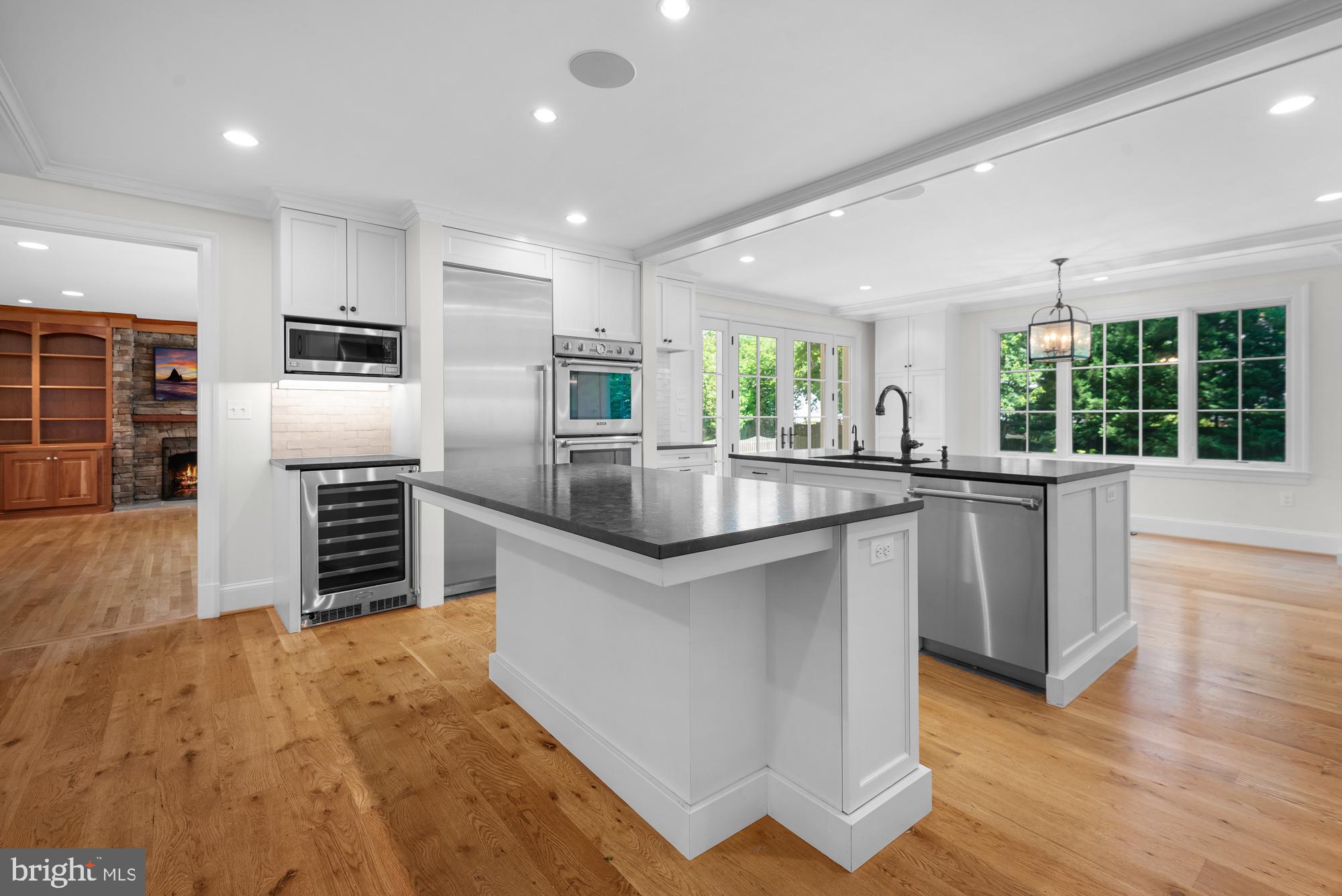 RIVER FALLS - Residential