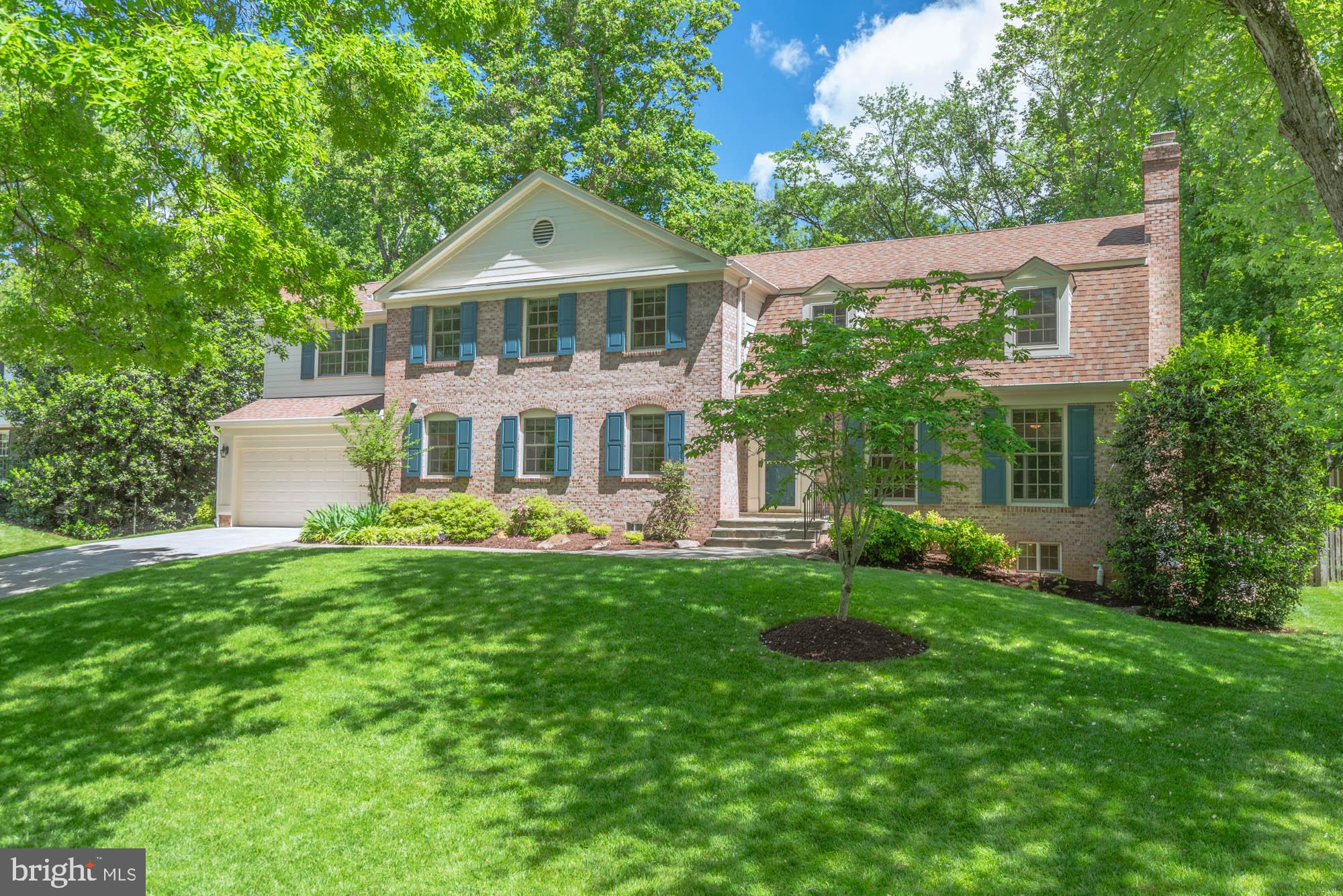 RIVER FALLS - Residential