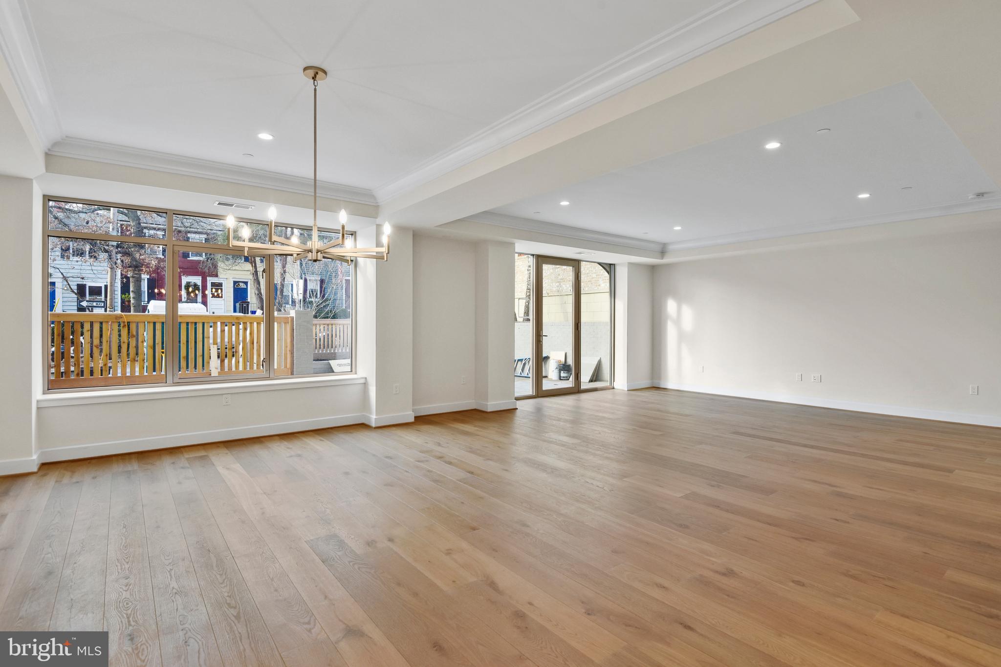 MURRAY HILL - Residential