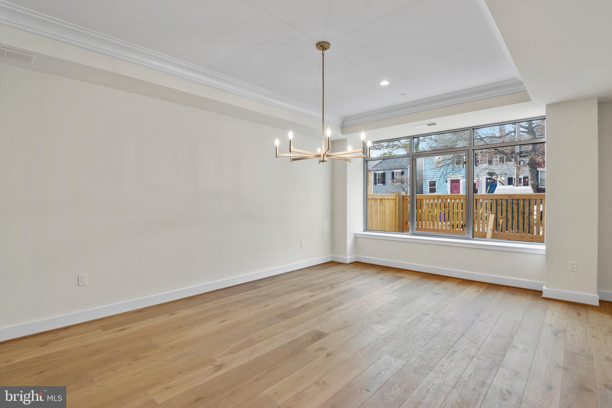 MURRAY HILL - Residential