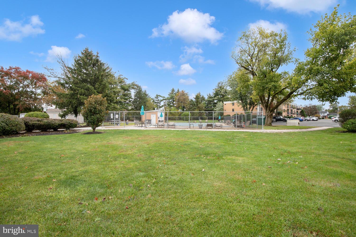 MEADOW WOOD - Residential