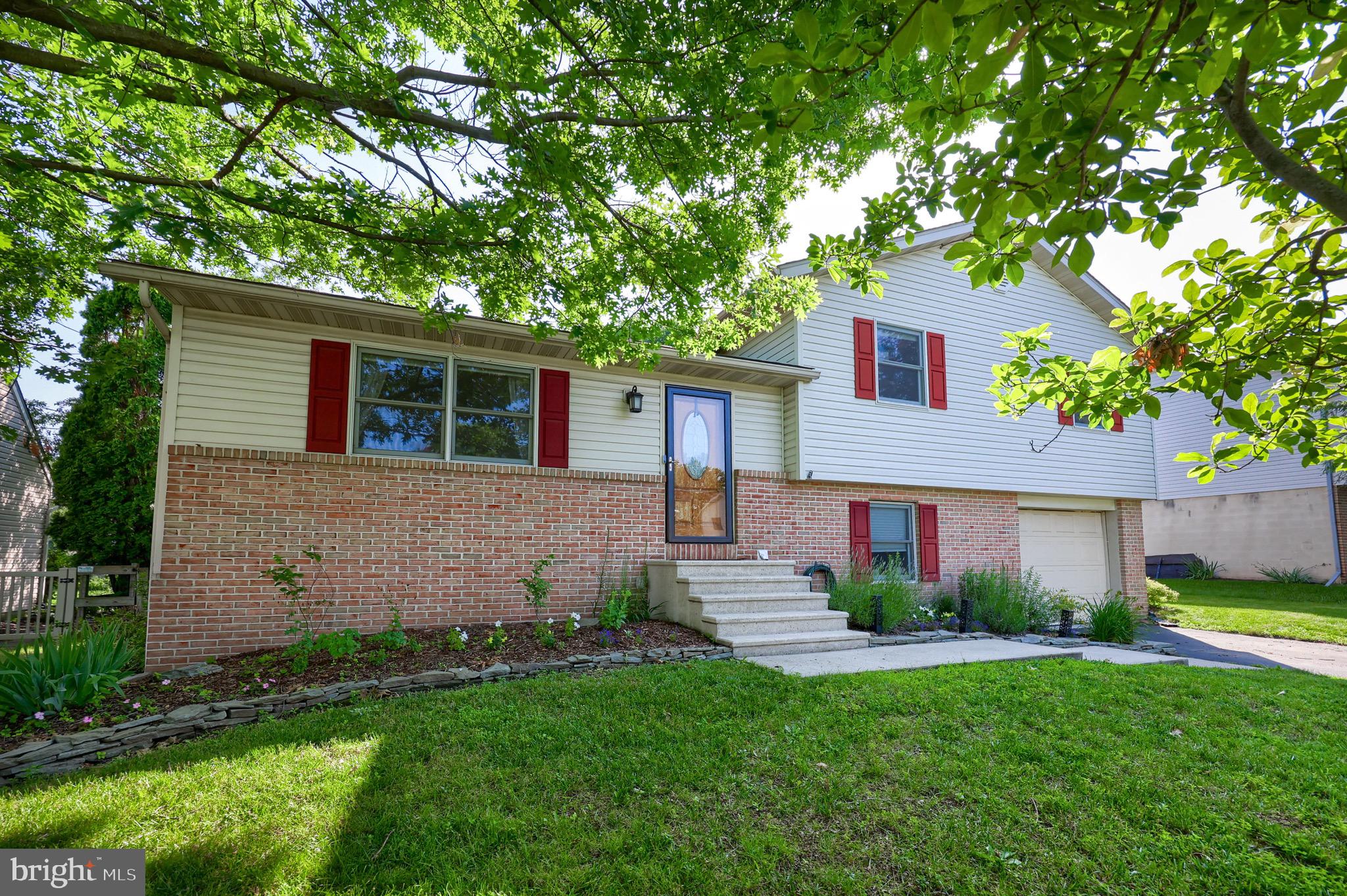 329 SOONER LANE