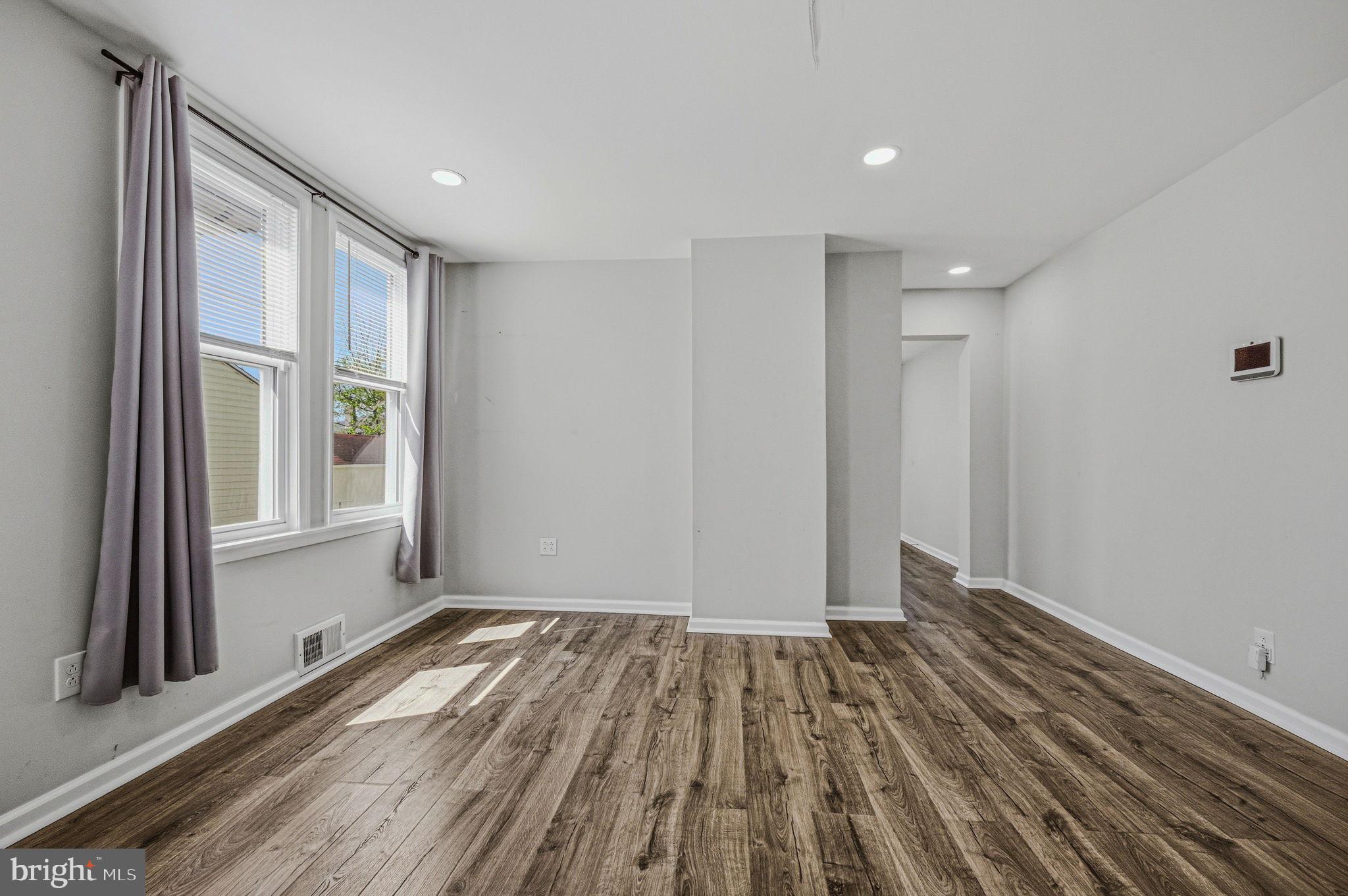 LINWOOD - Residential