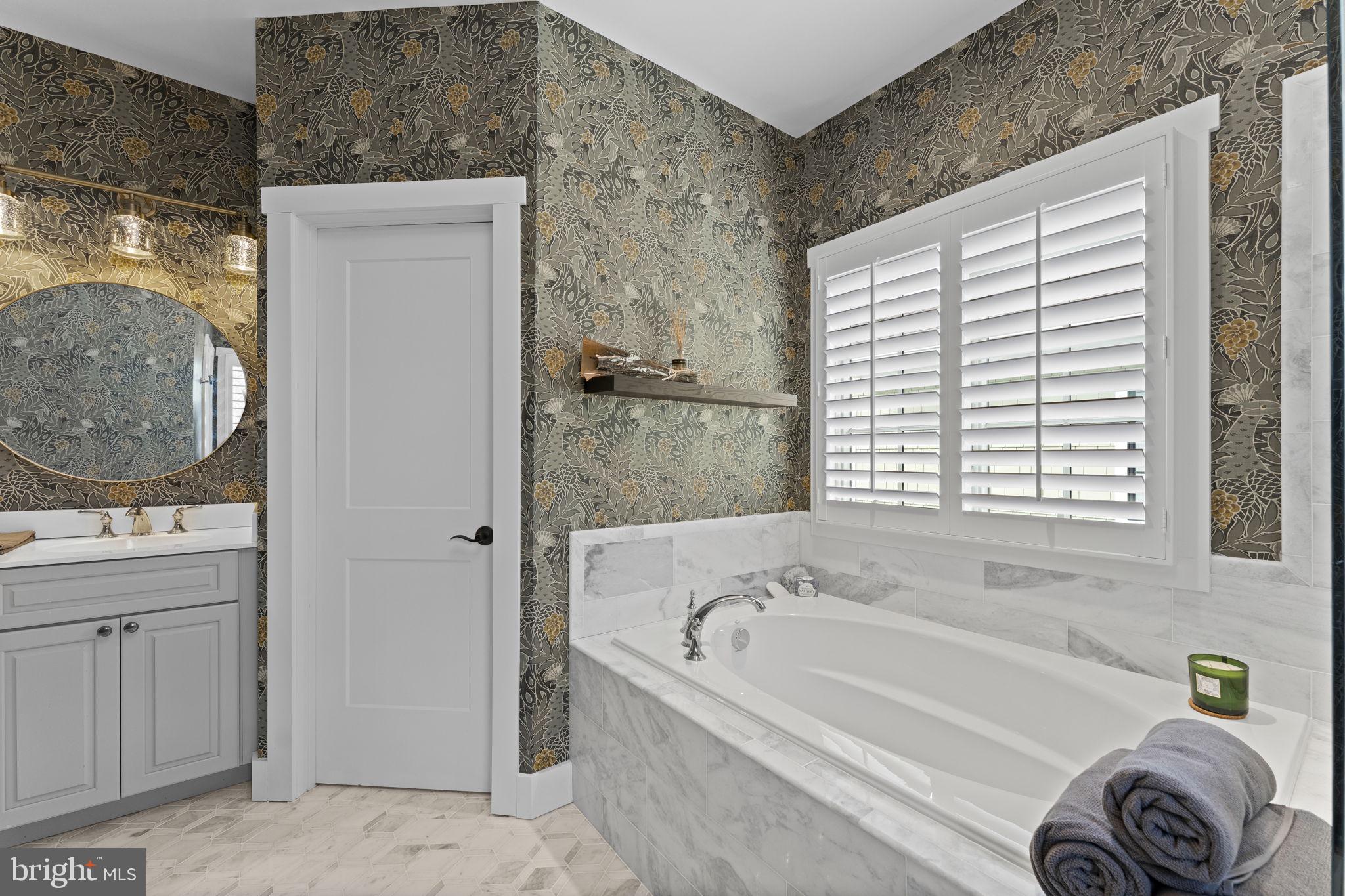 RIDGEVIEW - Residential