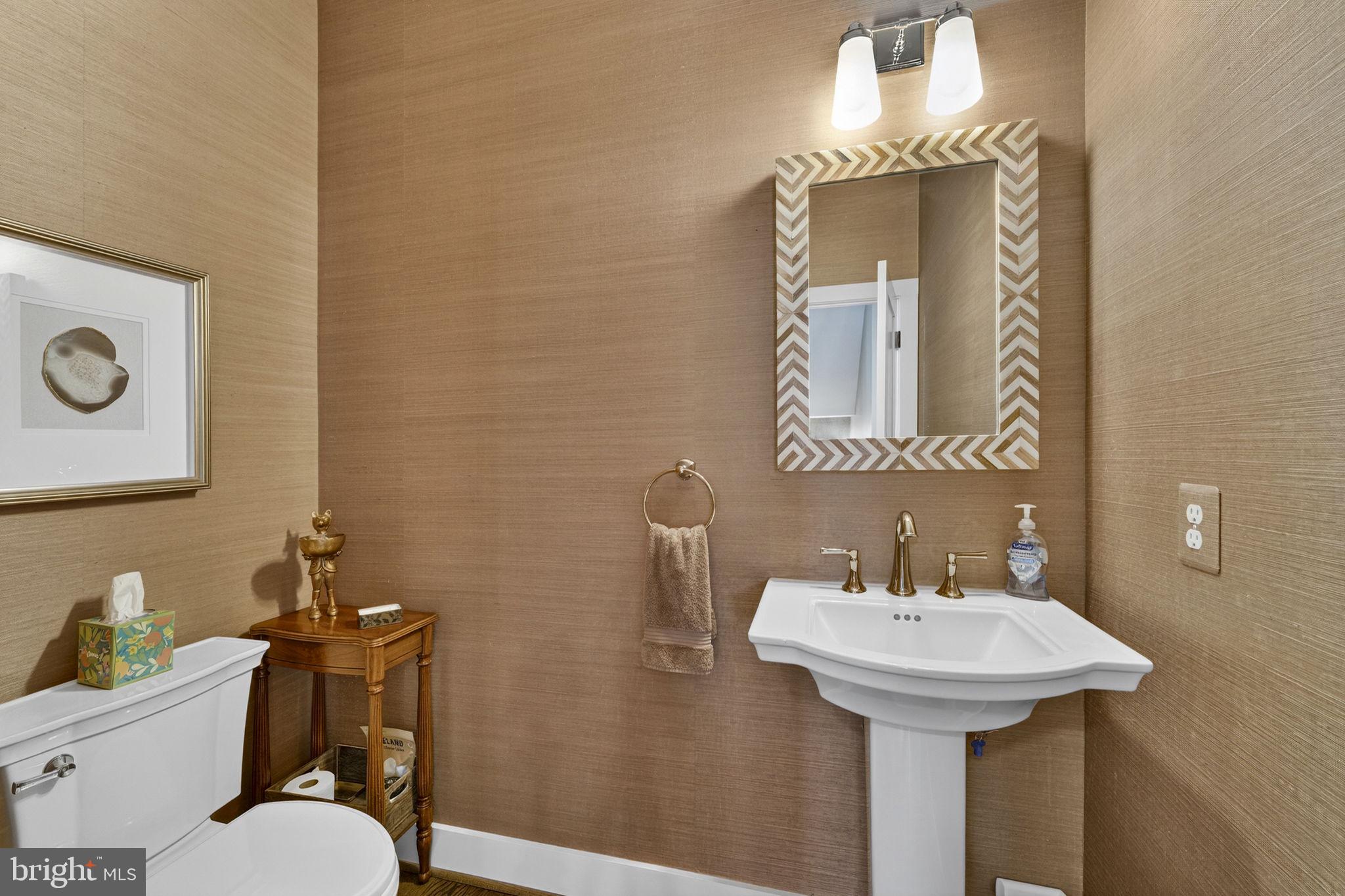 RIDGEVIEW - Residential