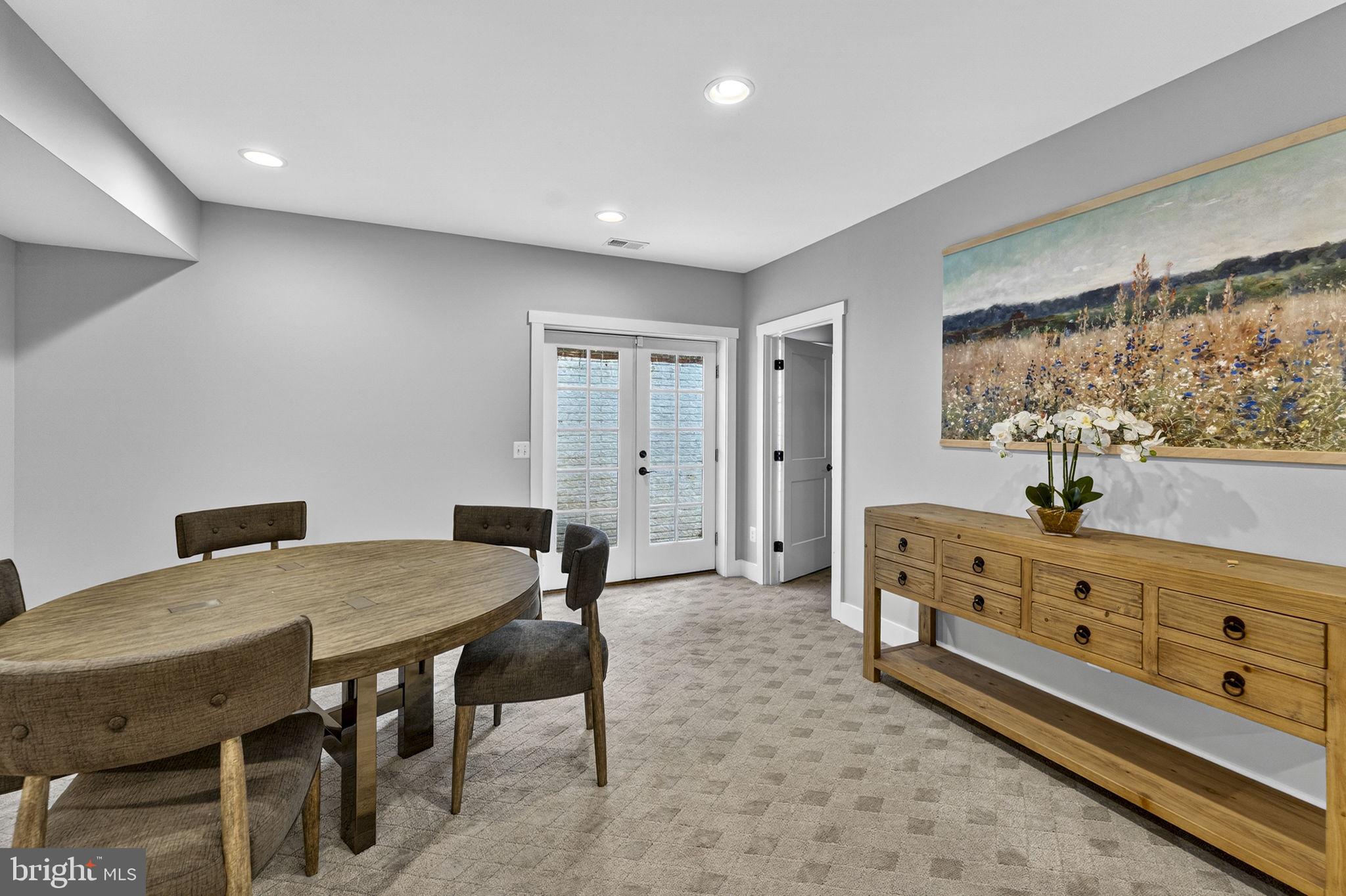 RIDGEVIEW - Residential