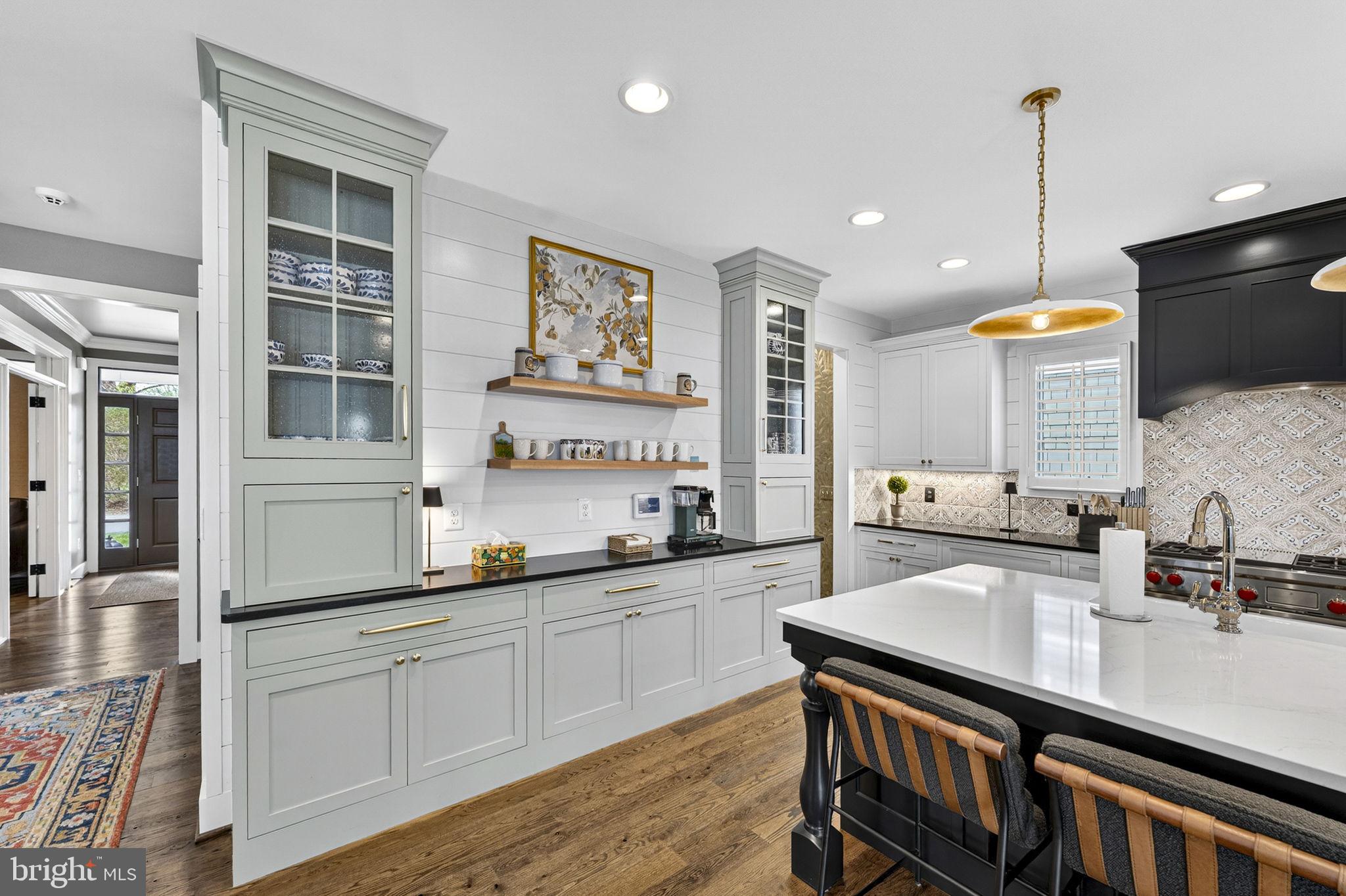 RIDGEVIEW - Residential