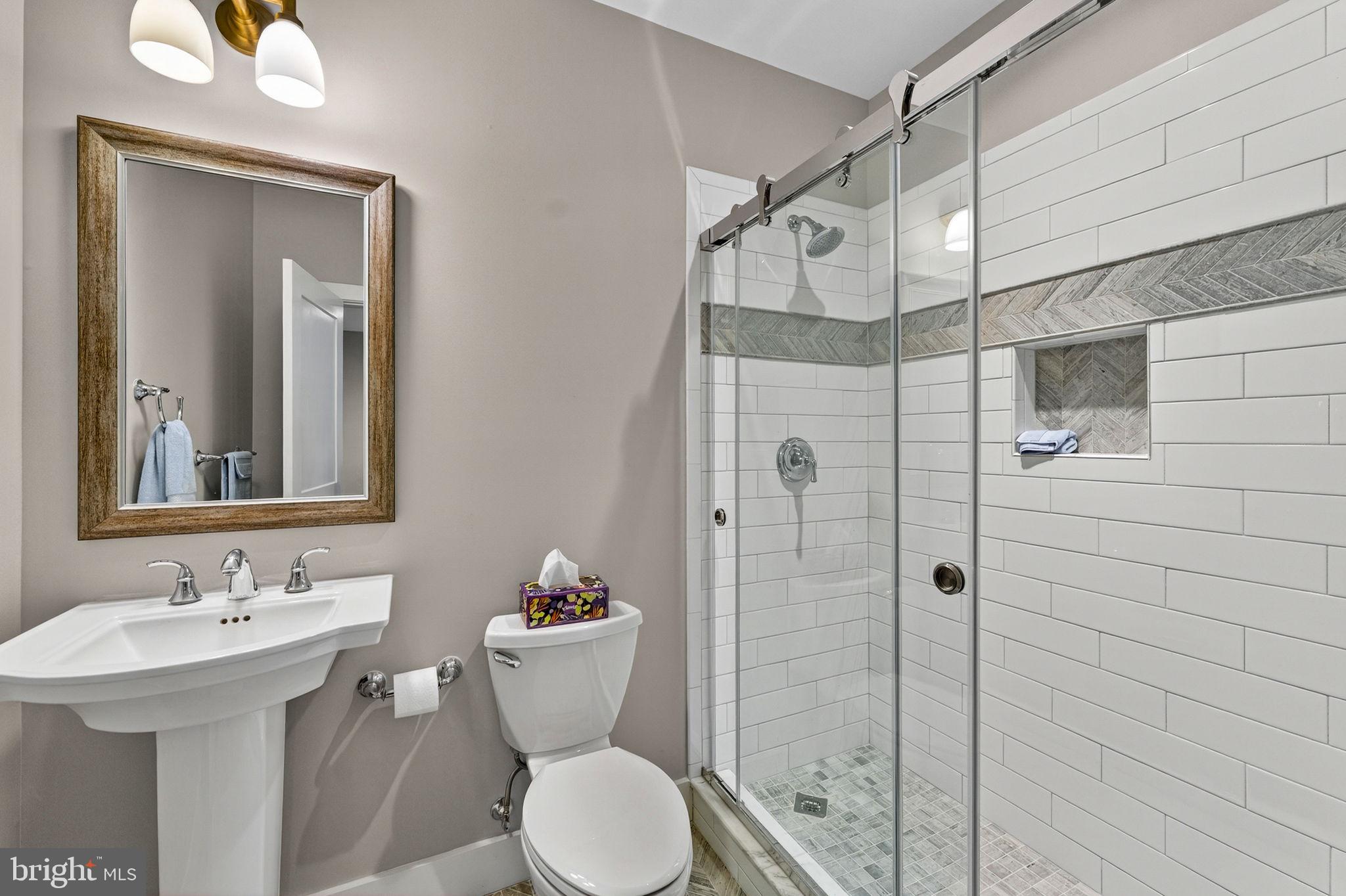 RIDGEVIEW - Residential