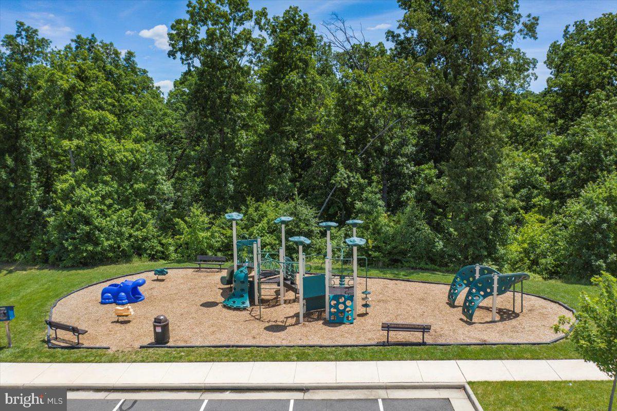 SEVEN HILLS - Residential