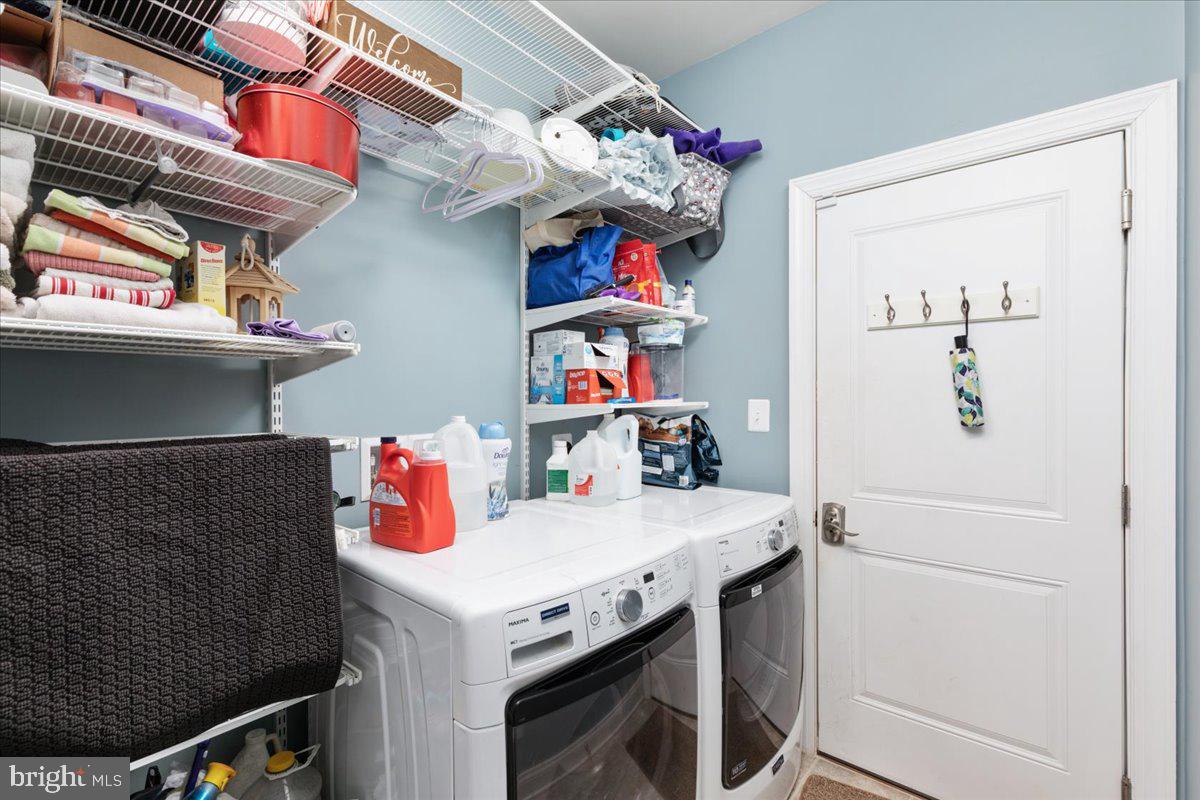 SEVEN HILLS - Residential