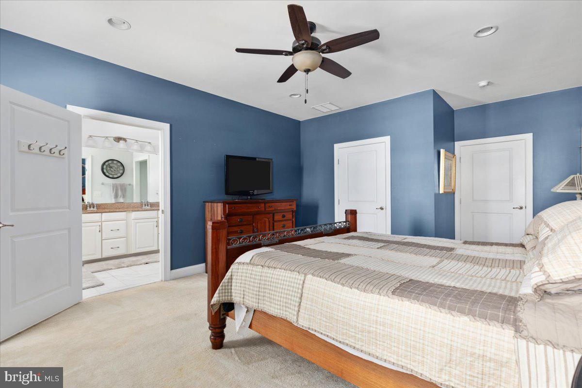 SEVEN HILLS - Residential