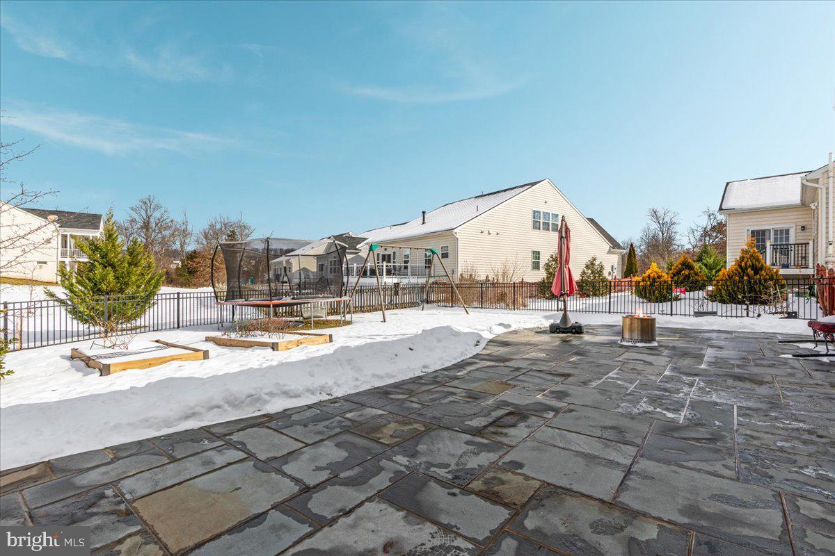 SEVEN HILLS - Residential