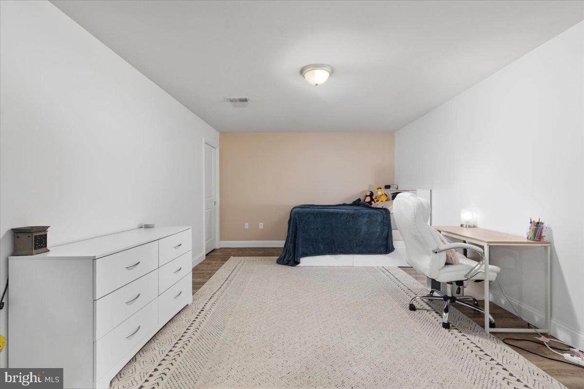 SEVEN HILLS - Residential