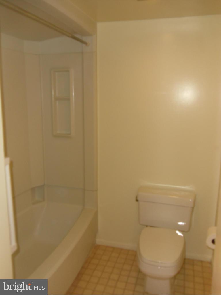 GREENS AT LEISURE WORLD - Residential